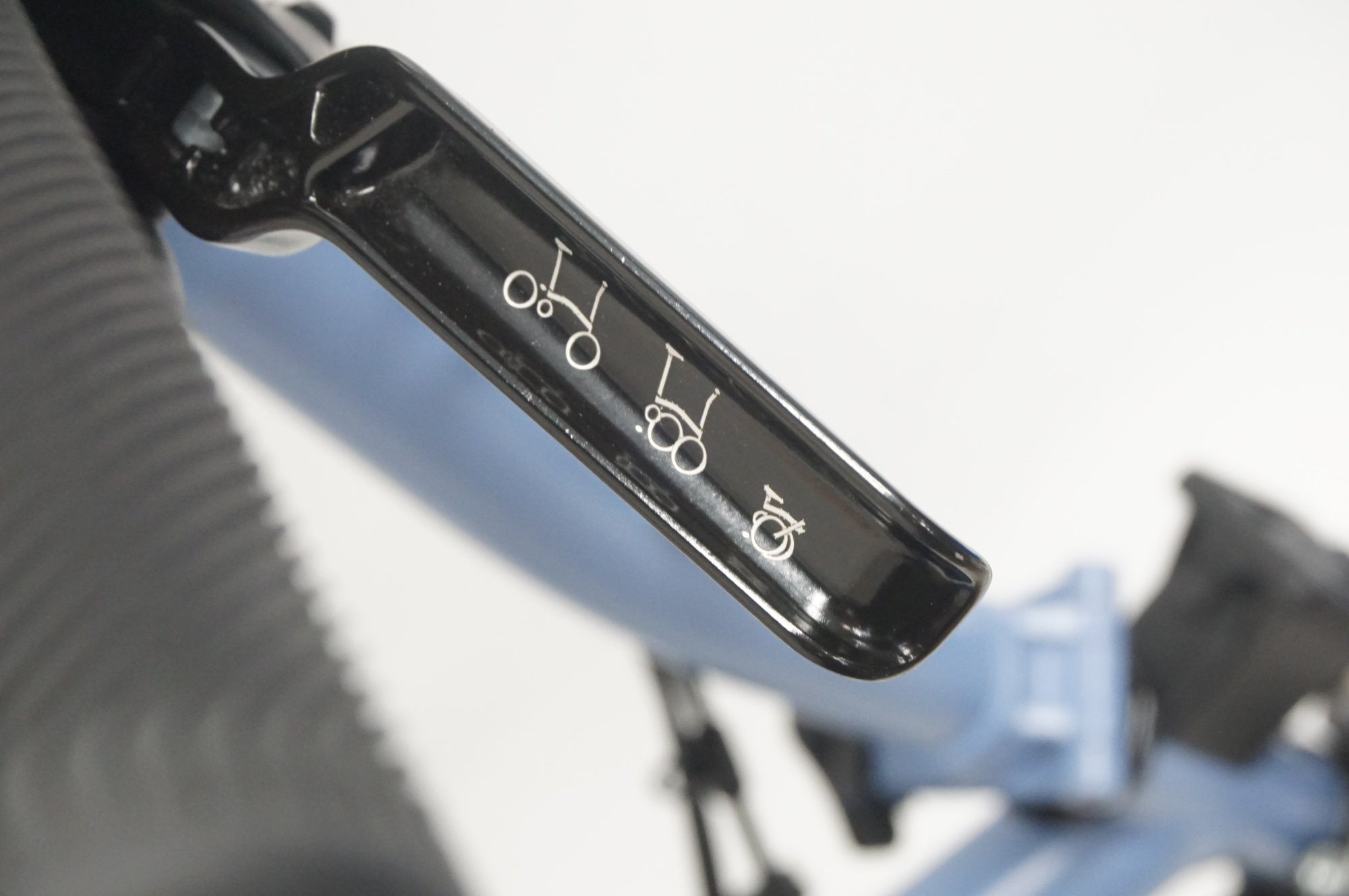 BROMPTON 「ブロンプトン」 C LINE EXPLORE MIDDLE 2022年モデル 16インチ 折り畳み自転車 / 福岡店