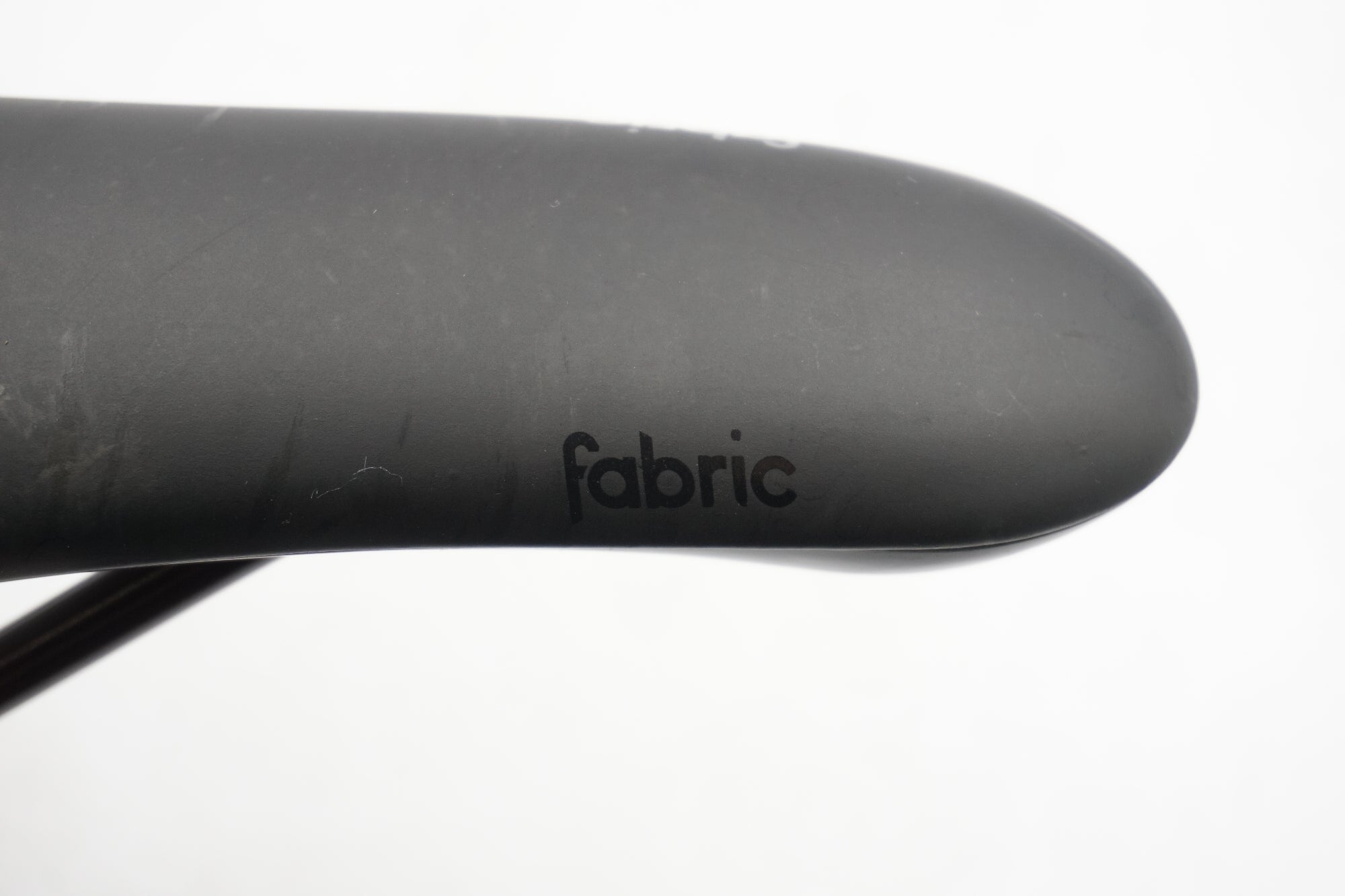 FABRIC 「ファブリック」 SCOOP サドル / 奈良店