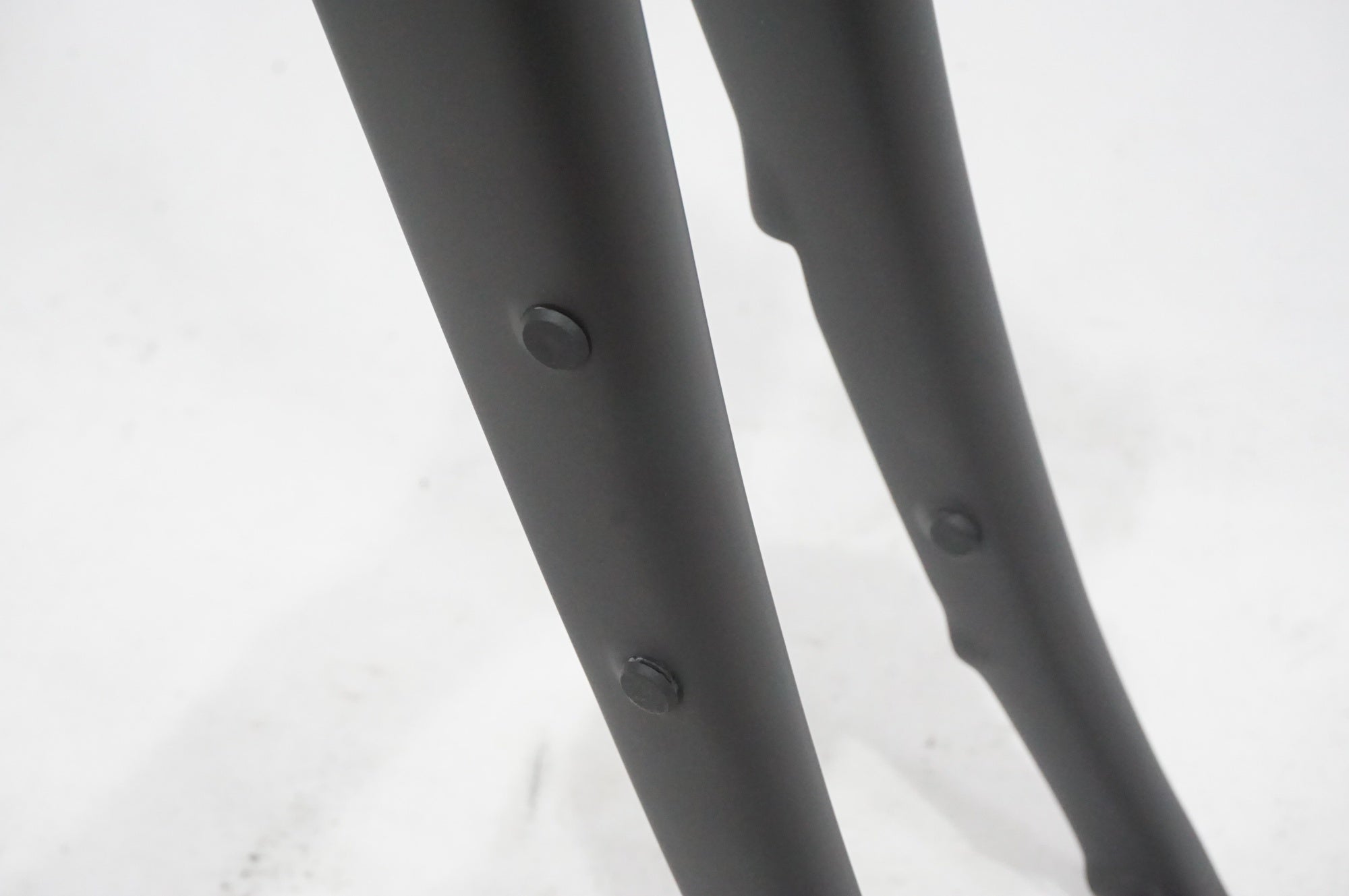 ONEBYESU 「ワンバイエス」 OBS-GBD1.5TH カーボン フロントフォーク / AKIBA店