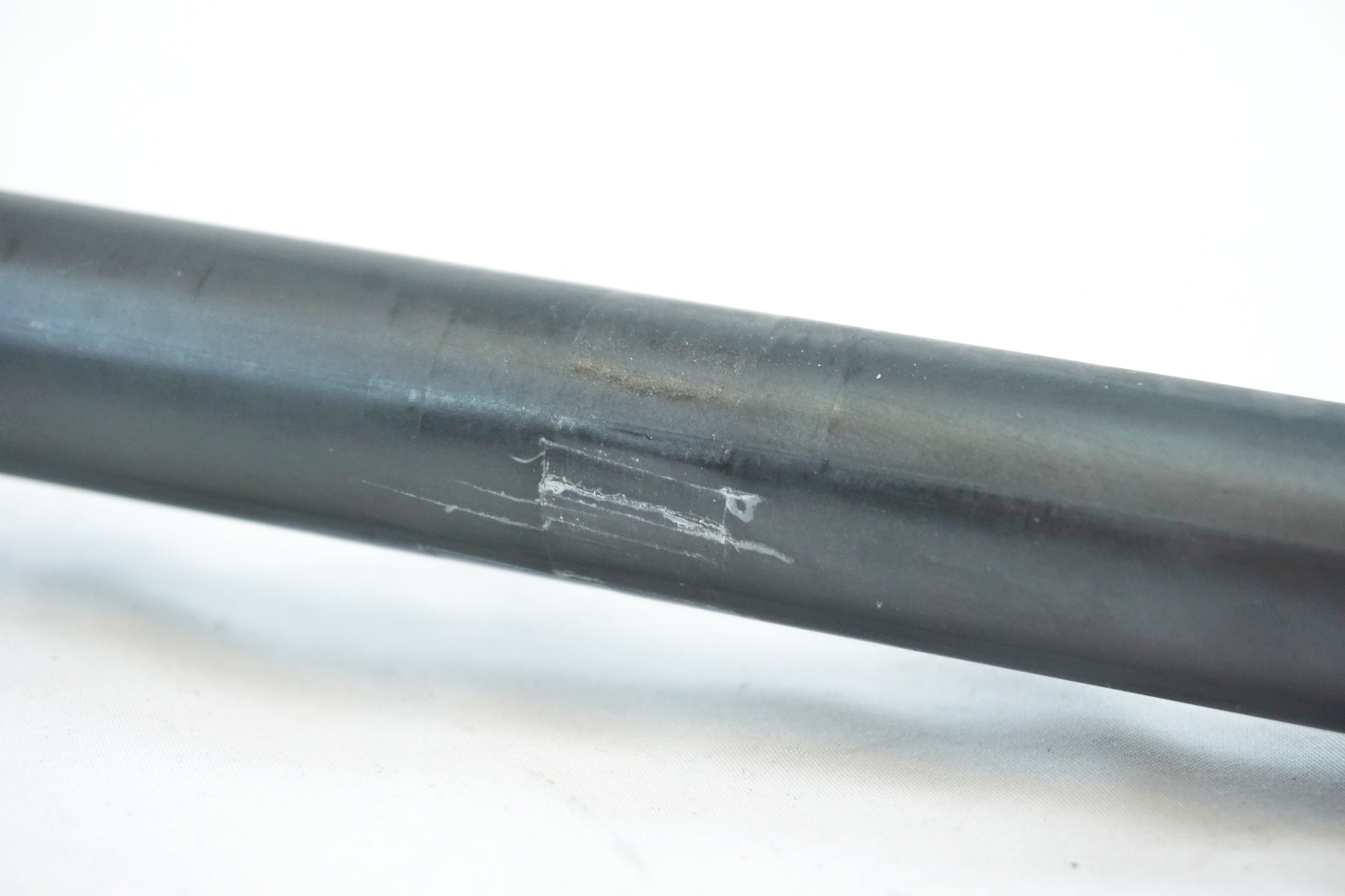RACE FACE 「レースフェイス」 SIXC Φ31.8 723mm ハンドルバー / 有明ガーデン店