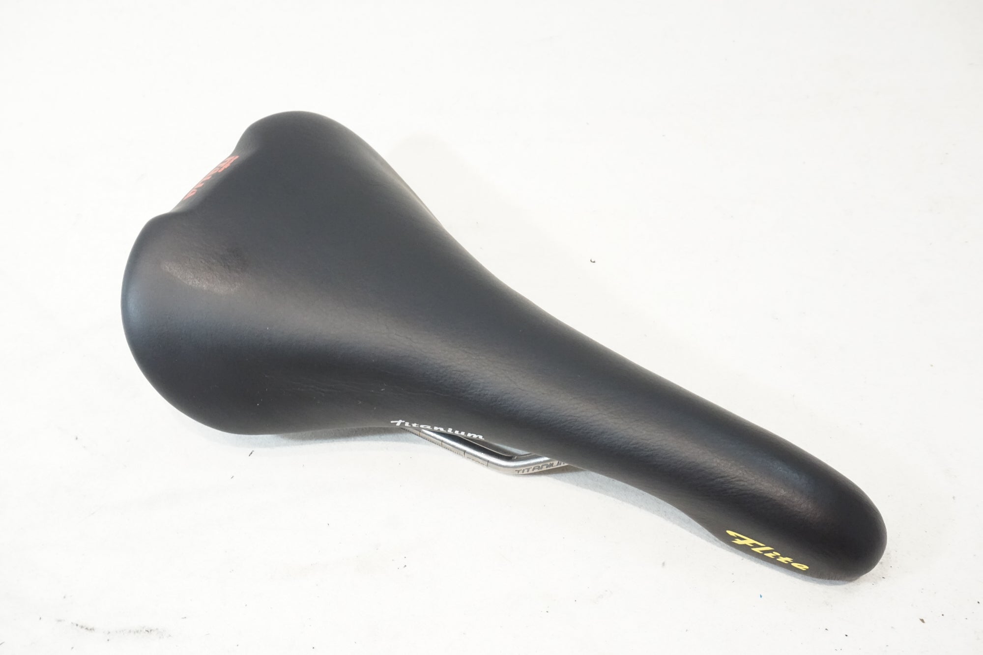 SELLE ITALIA flite サドル/ BLACK / チタンレール SELLE ITALIA 「セライタリア」 FLITE 1990 チタンレール サドル