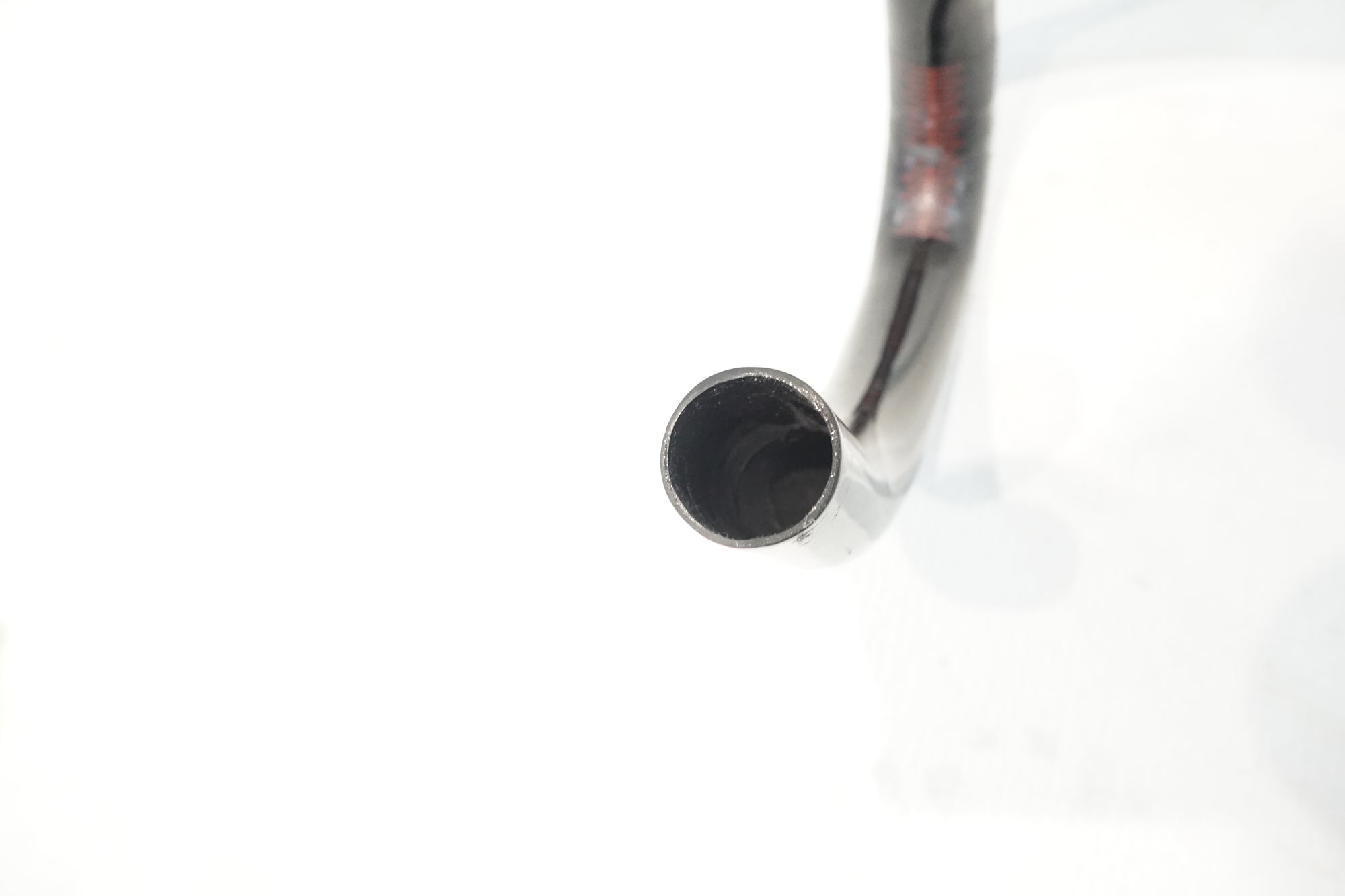 3T 「スリーティー」 ERGOSUM TEAM Φ31.8 420mm カーボン ドロップハンドル / 横浜戸塚店