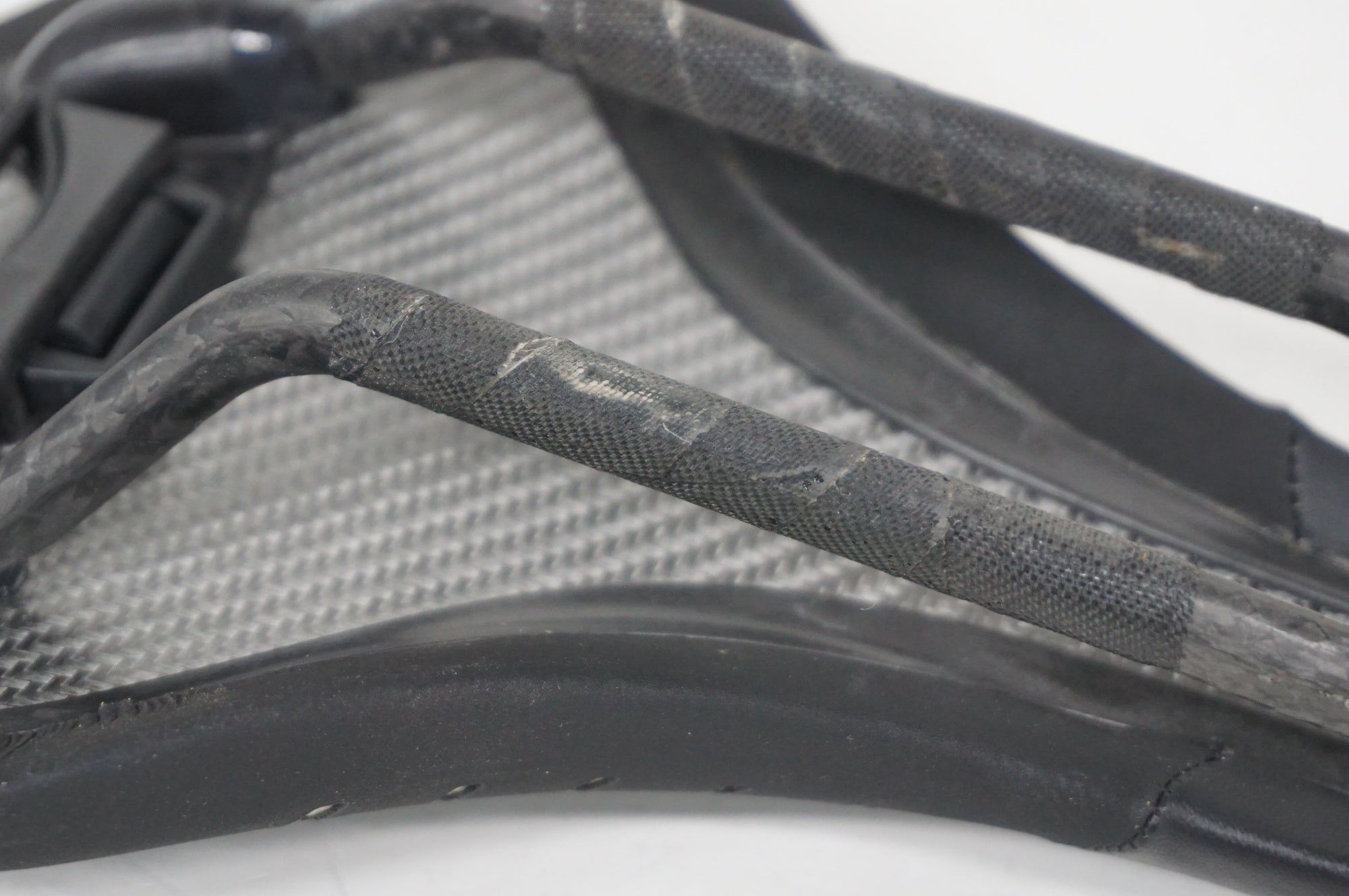 FIZIK 「フィジーク」 ANTARES R3 サドル / 阪急塚口店