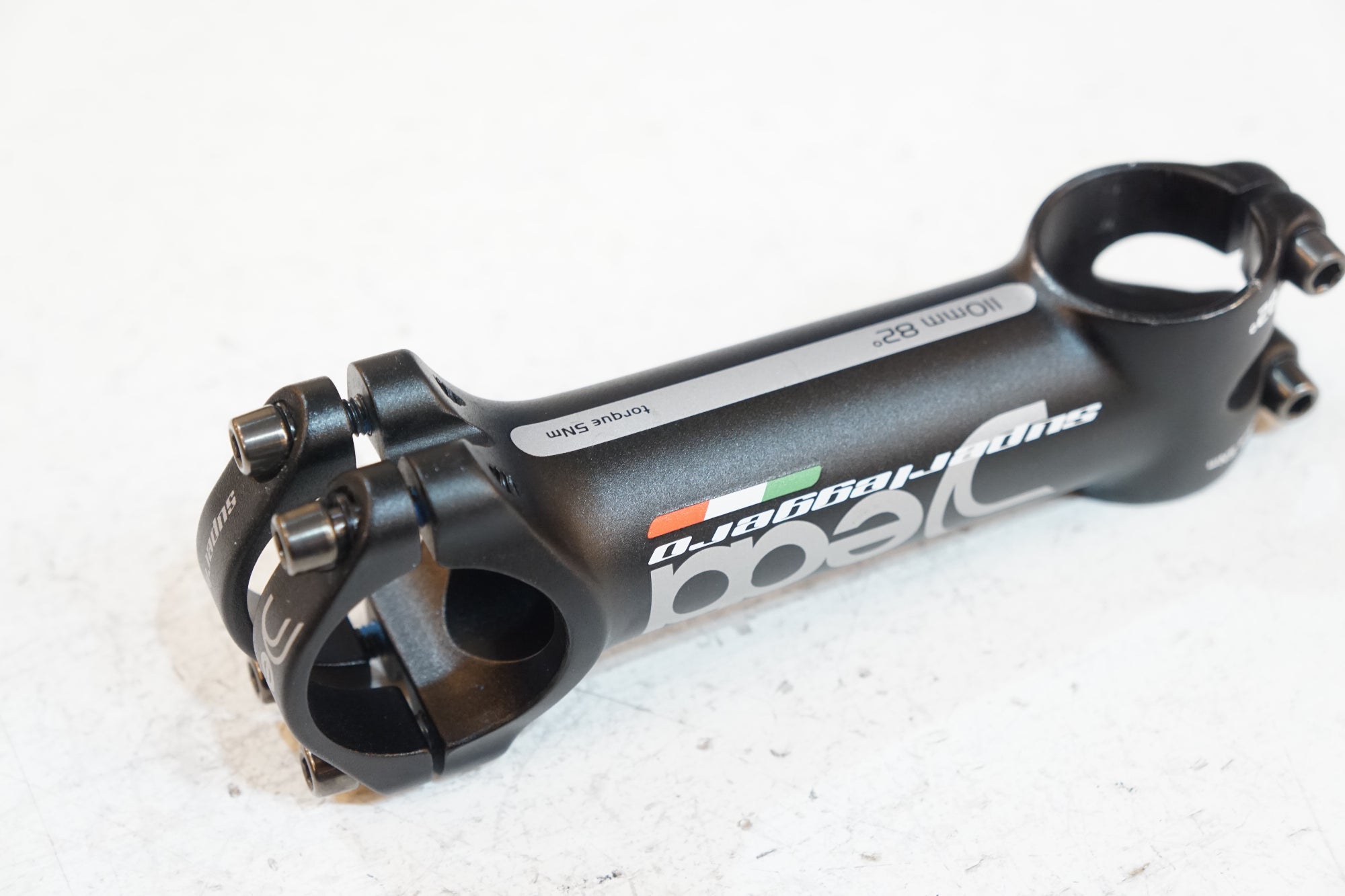 DEDA 「デダ」 SUPERLEGGERO φ31.7 110mm 82° ステム / バイチャリ浦和ベース