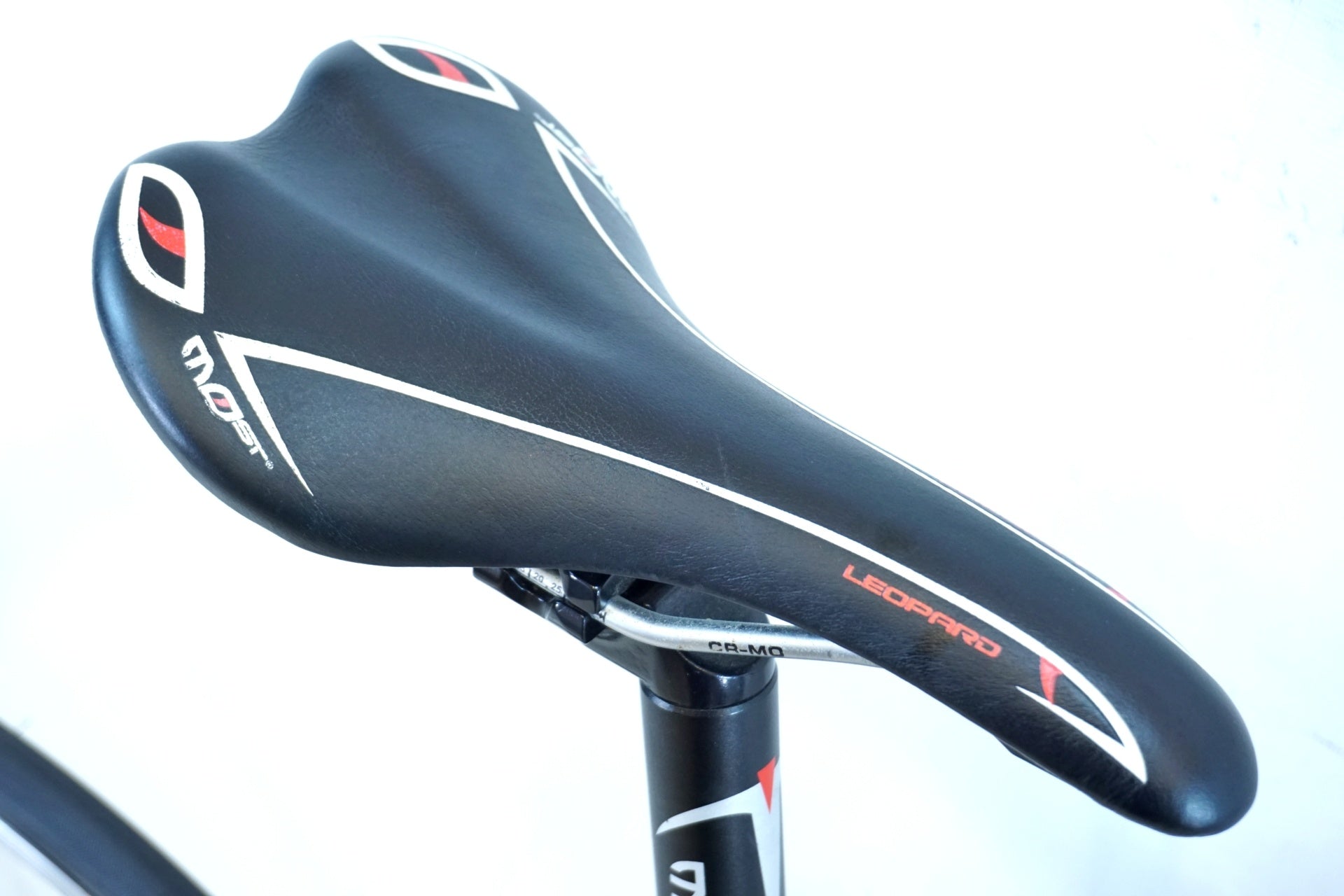 PINARELLO 「ピナレロ」 NEOR 2016年モデル ロードバイク / 有明ガーデン店