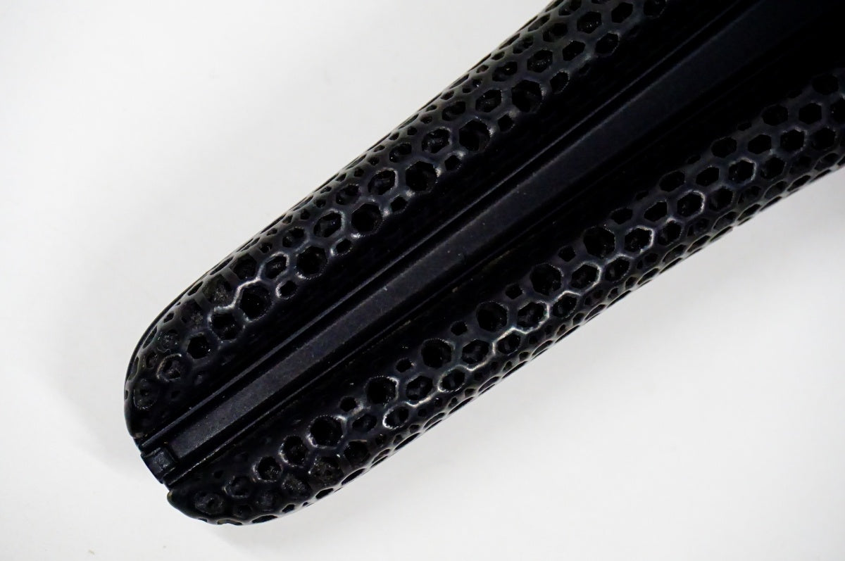 FIZIK 「フィジーク」 VERSUS EVO ADAPTIVE サドル / 名古屋大須店