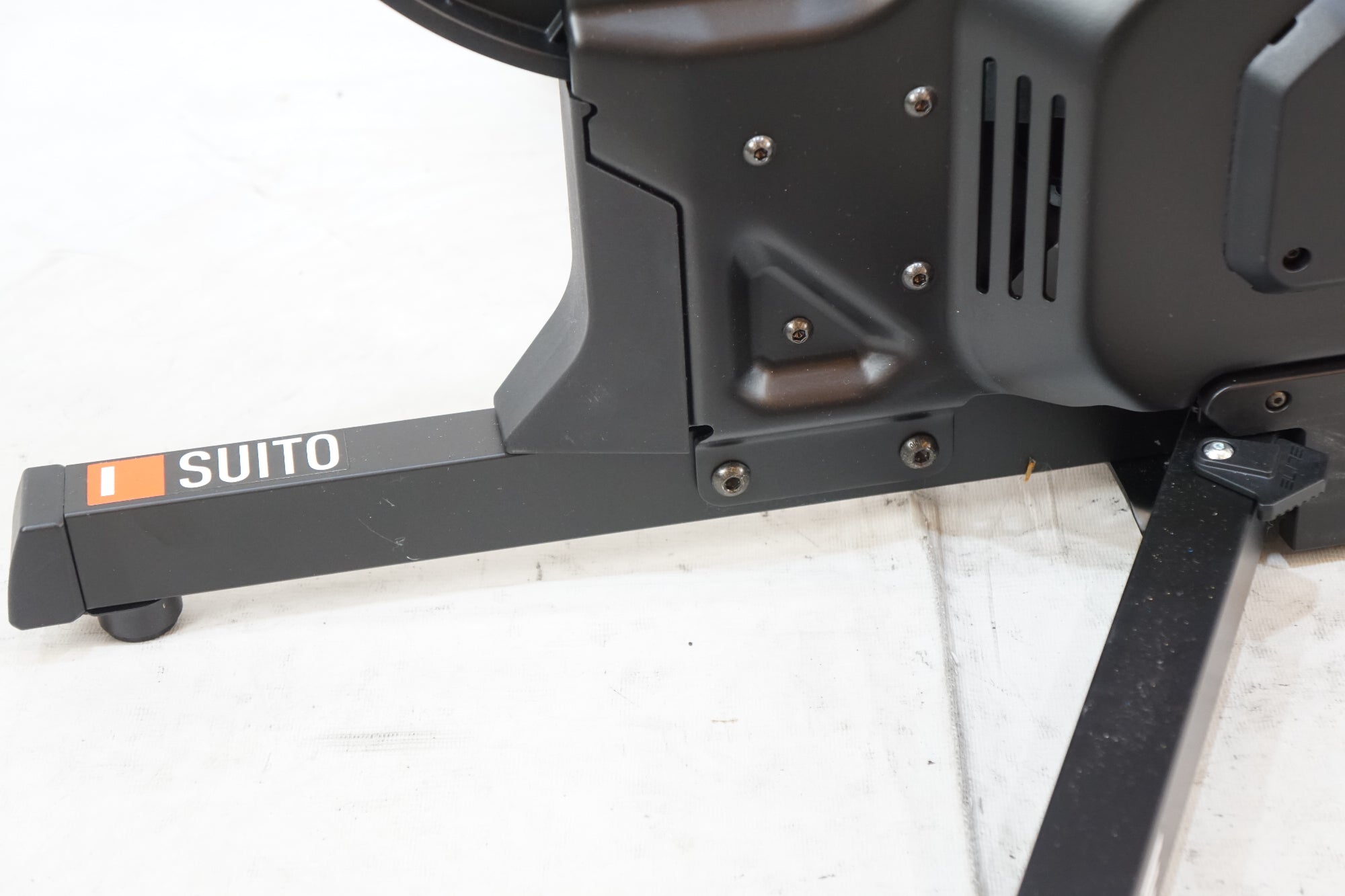 ELITE 「エリート」 SUITO スマートトレーナー / バイチャリ浦和ベース