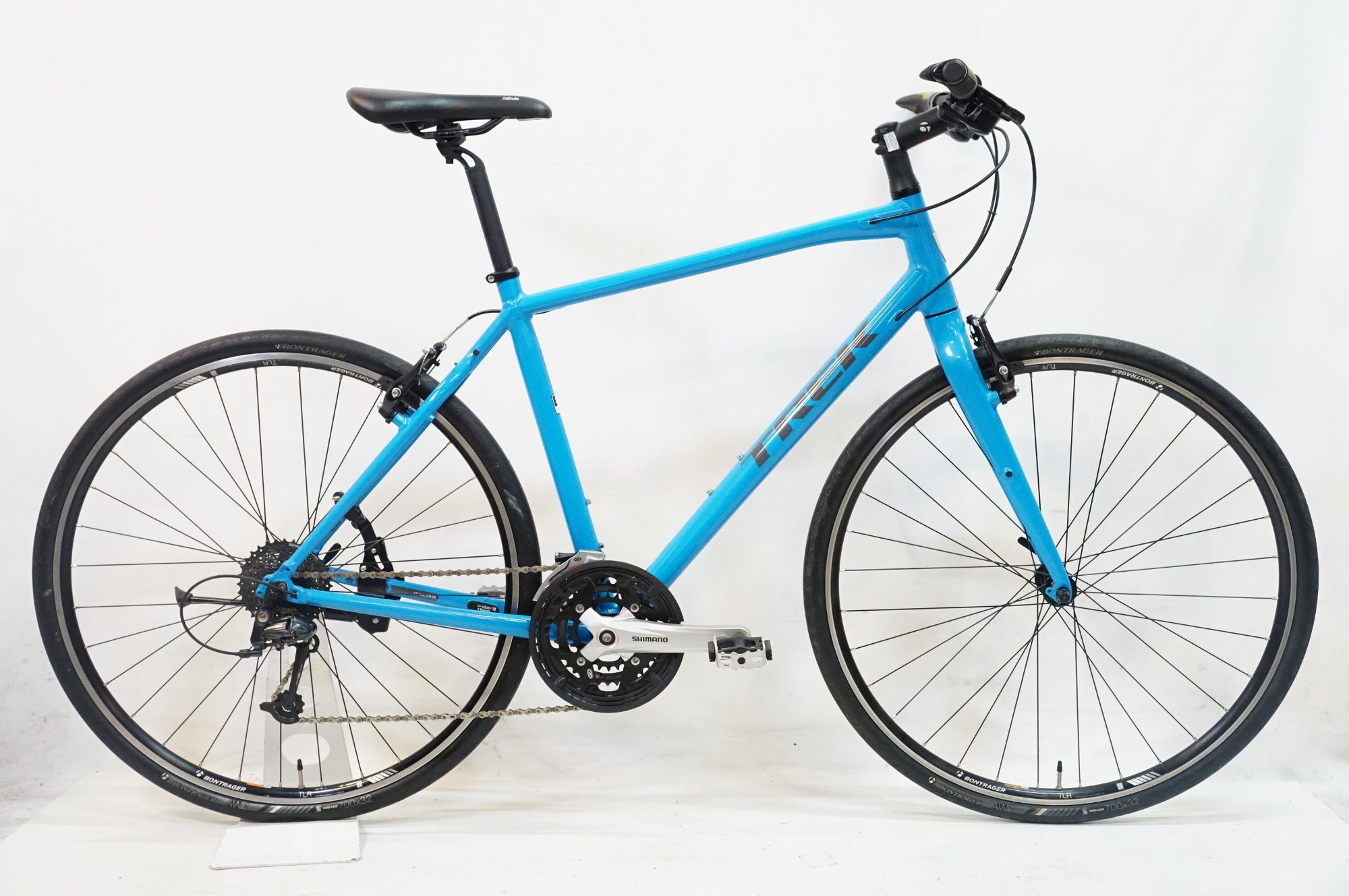 【超美品】試乗可クロスバイク トレック TREK 7.4 FX 定価8.8万 TREK(トレック)クロスバイク7.4FX】奈良唯一の試乗車あり