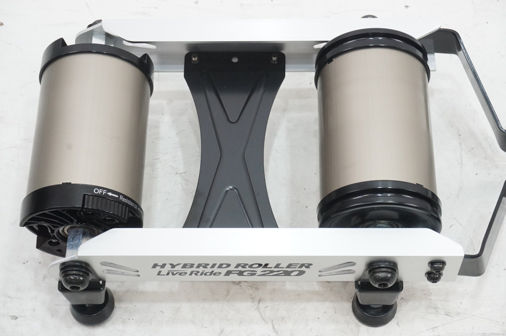 MINOURA 「ミノウラ」 HYBRID ROLLER LIVE RIDE FG220 サイクルトレーナー / 大宮店