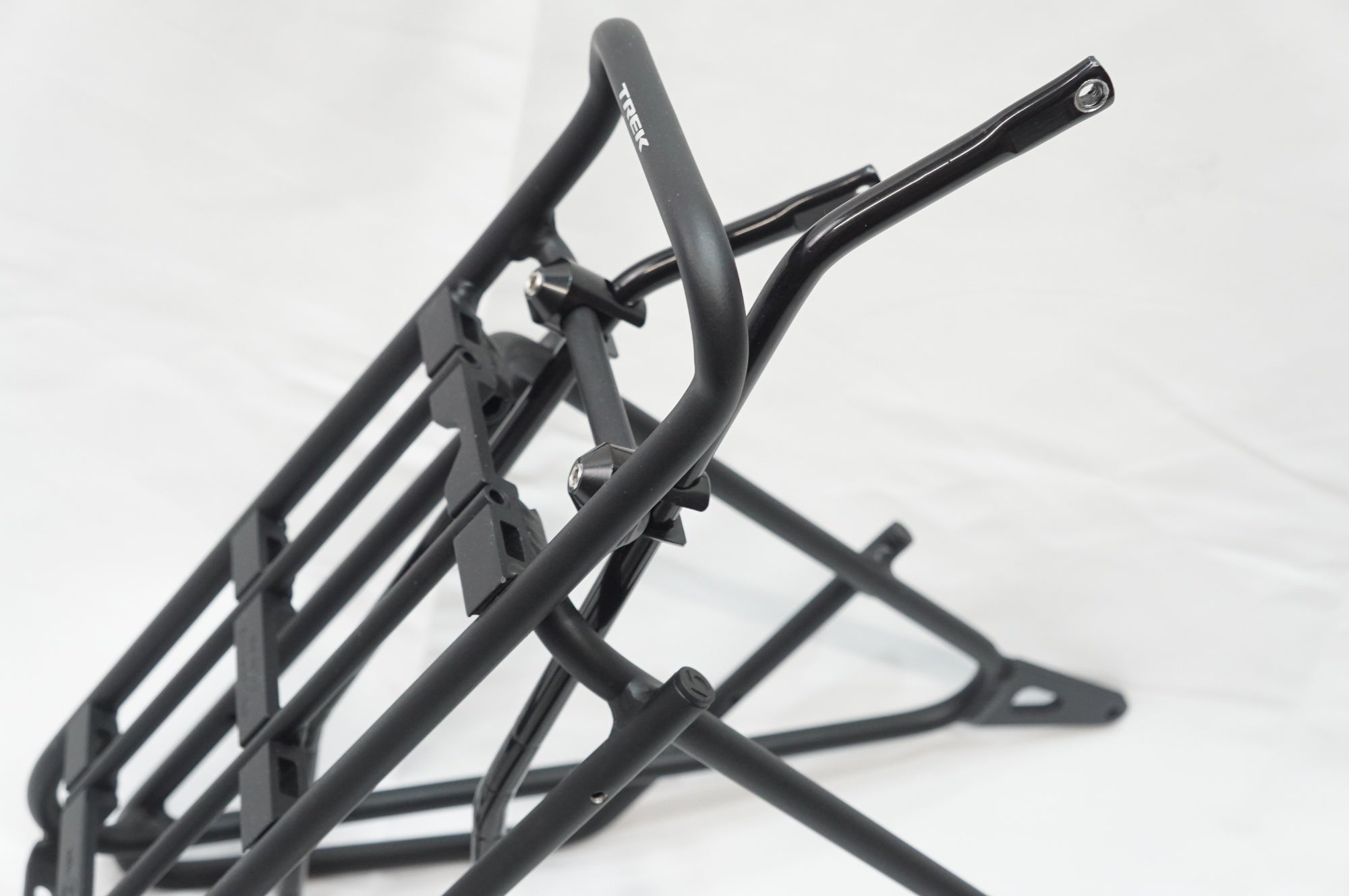 TREK 「トレック」 BACKRACK DELUXE MIK STUDS リアラック / 大宮店