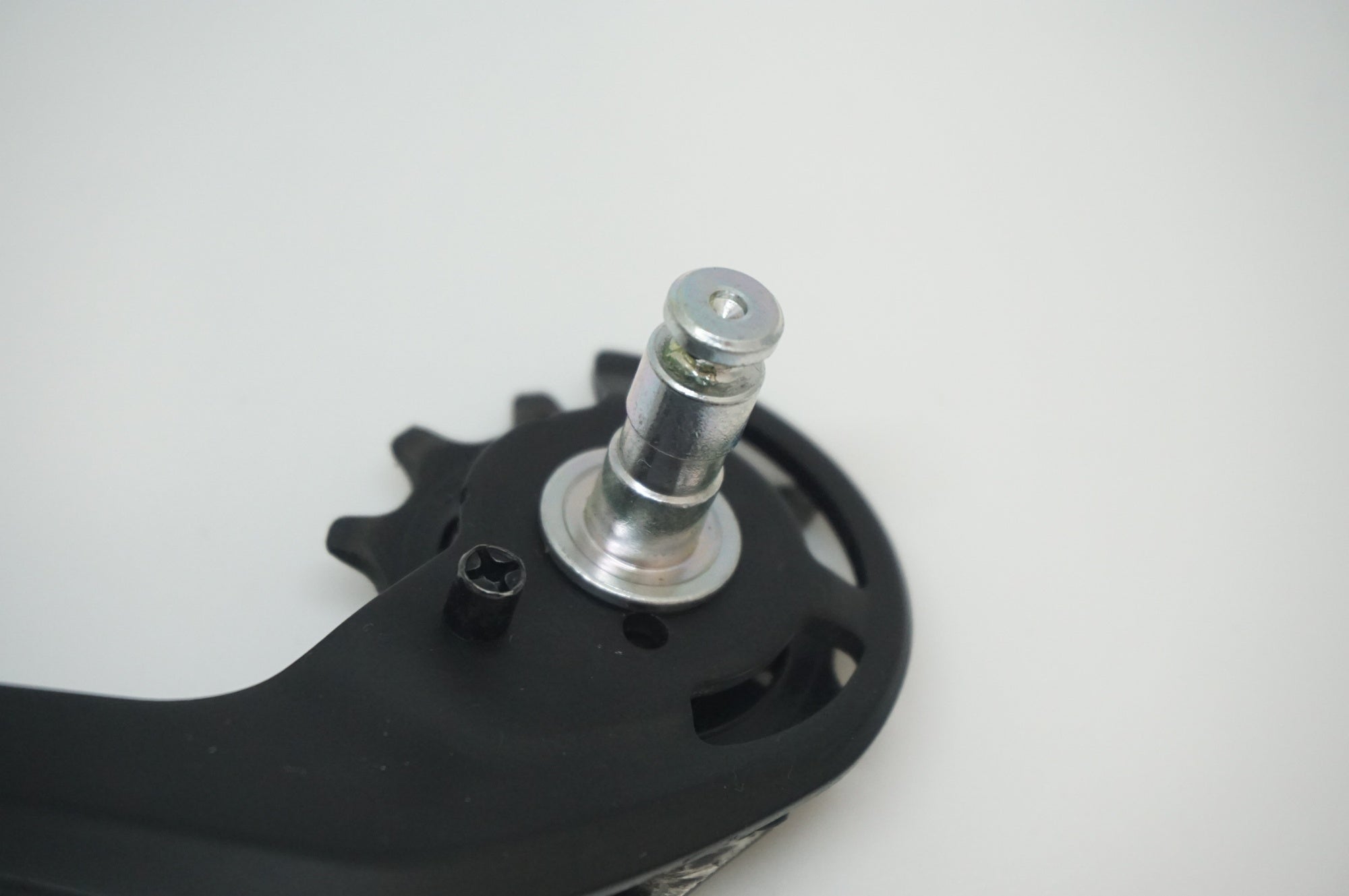 SHIMANO 「シマノ」 105 RD-R7100 リアディレイラーケージ / 福岡店