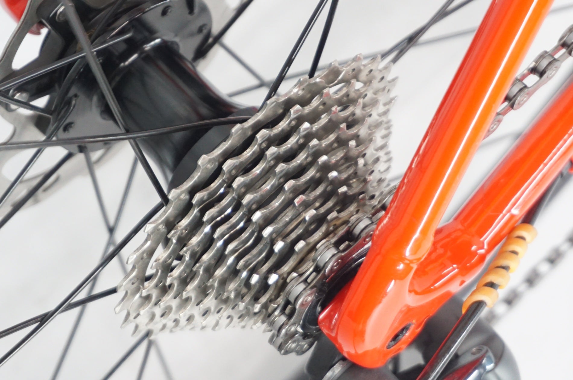 TREK 「トレック」 EMONDA ALR 4 DISC 2022年モデル ロードバイク / 阪急塚口店