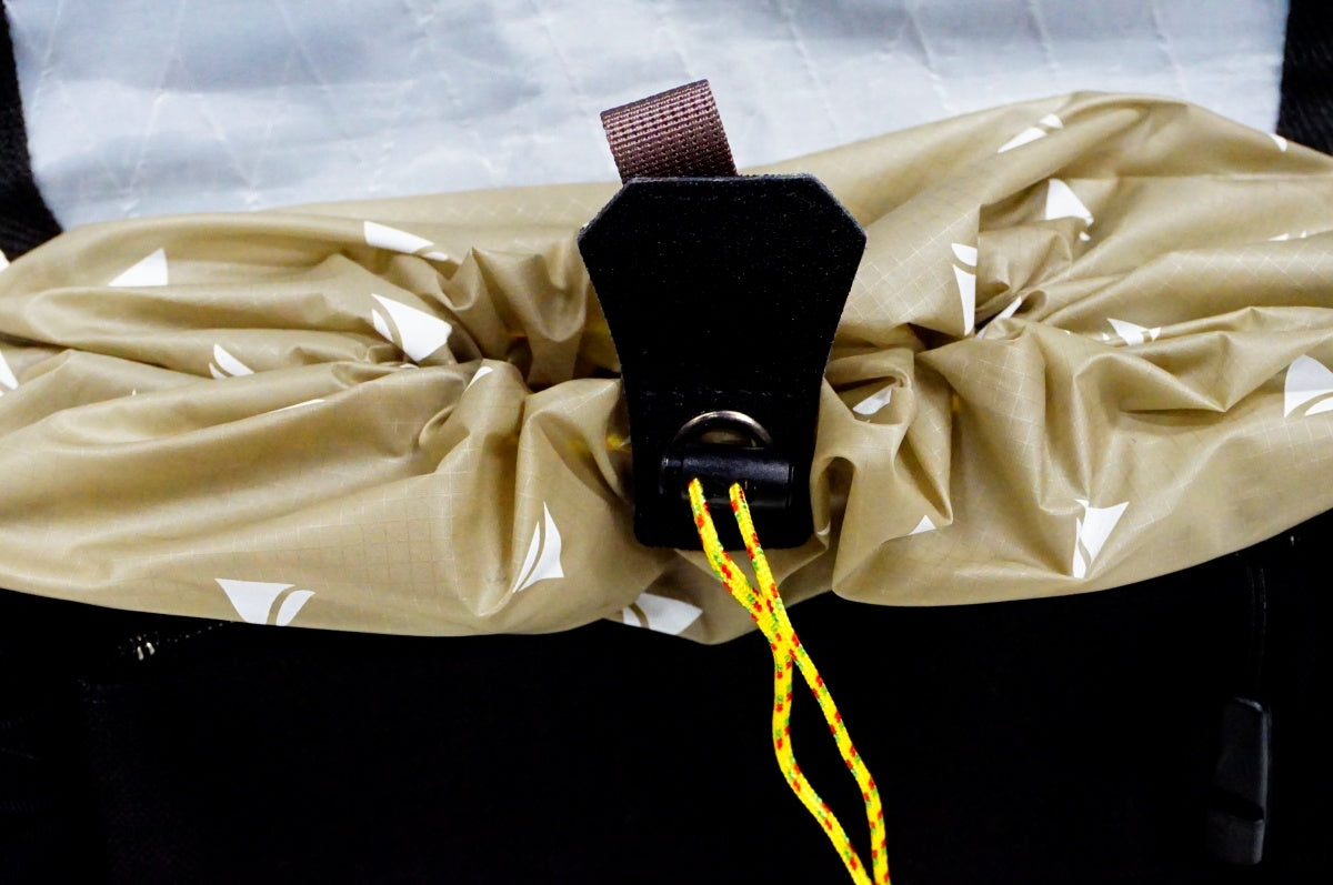 RAWLOW MOUNTAIN WORKS 「ロウロウマウンテンワークス」 フロントバッグ / 名古屋大須店