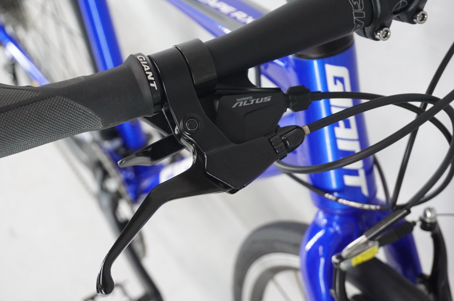 GIANT 「ジャイアント」 ESCAPE RX3 2020年モデル クロスバイク / 阪急塚口店