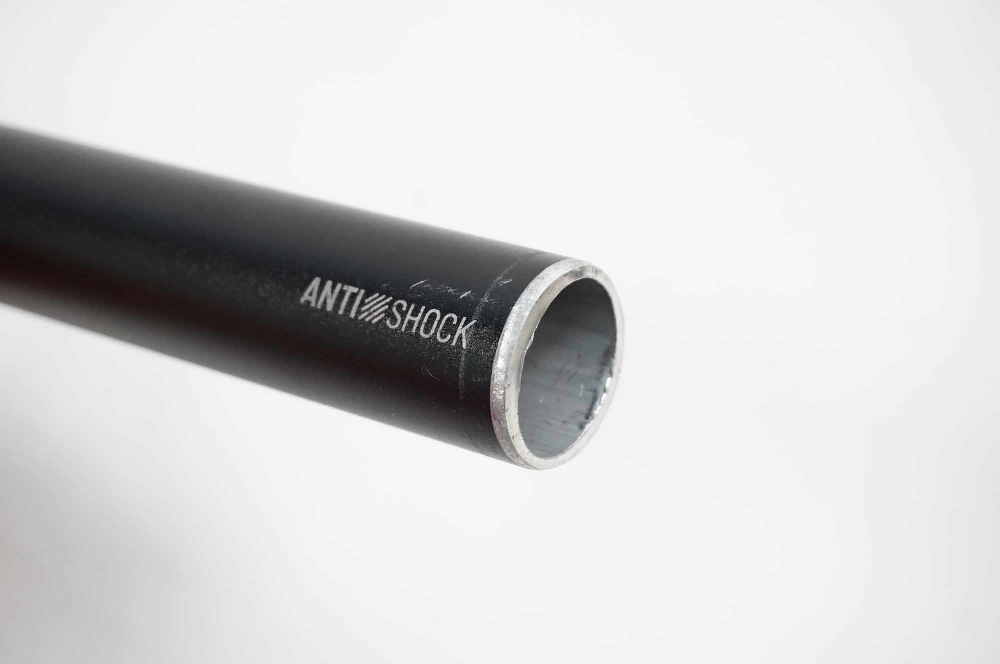 TRANZ-X 「トランズエックス」 ANTISHOCK QR 27.2mm シートポスト / 川越店