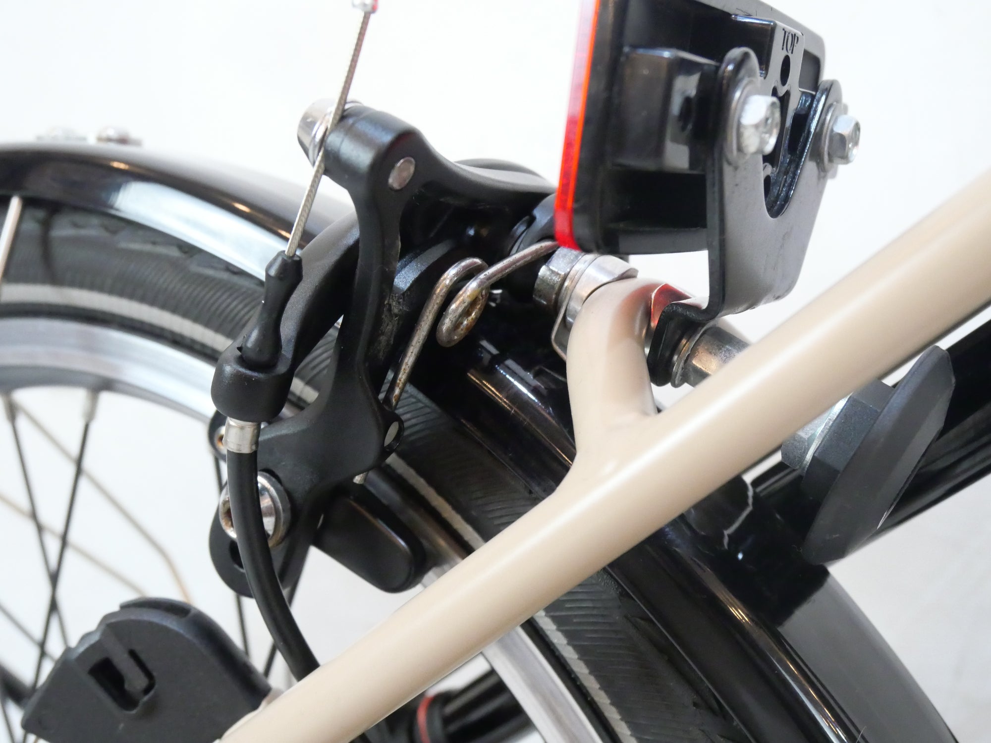 BROMPTON 「ブロンプトン」 C LINE EXPLORE LOW HANDLE 16インチ 2023年モデル 折り畳み自転車 / バイチャリ浦和ベース