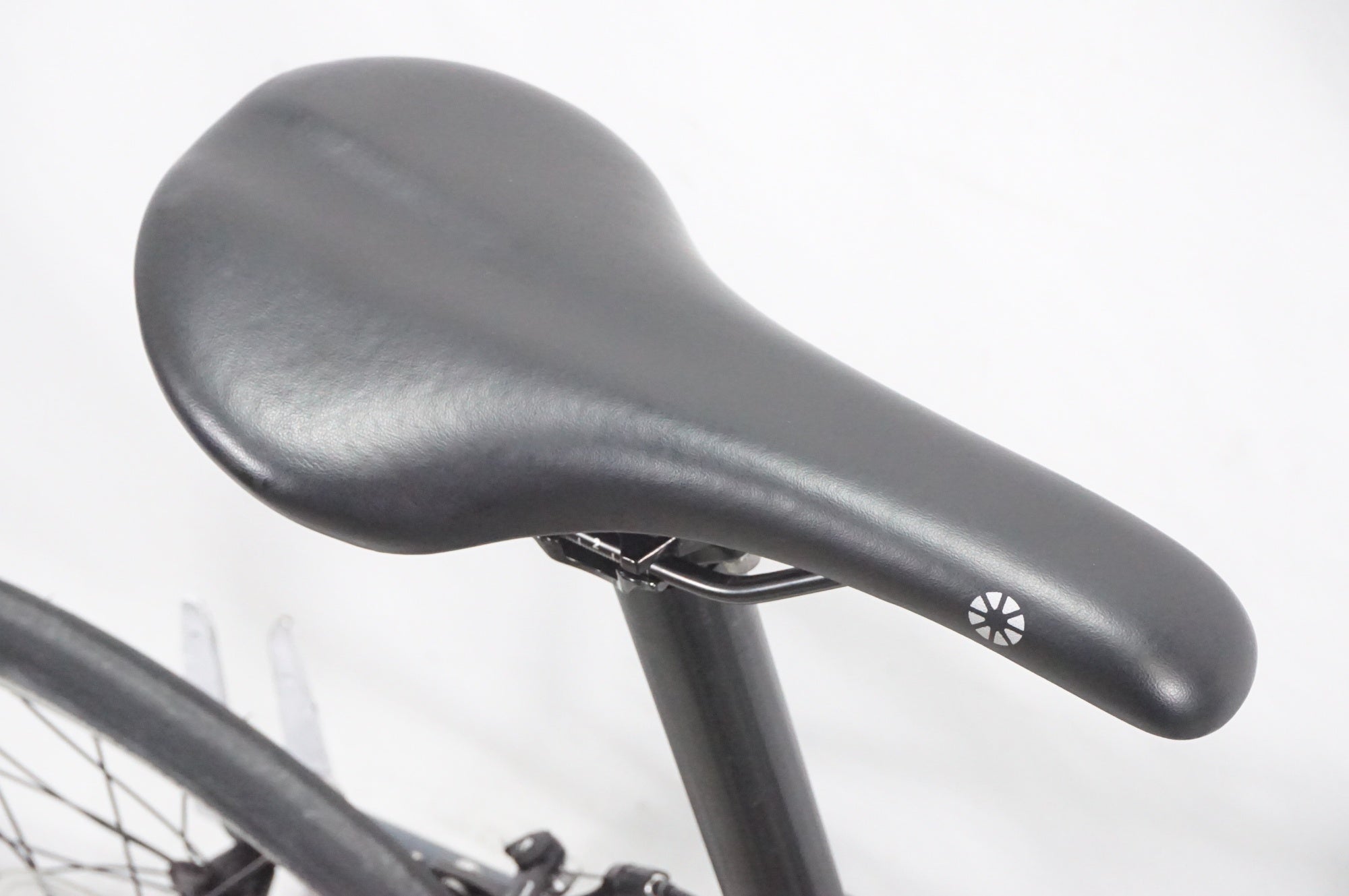 DAHON 「ダホン」 DEFTAR 2023年モデル 折り畳み自転車 / AKIBA店