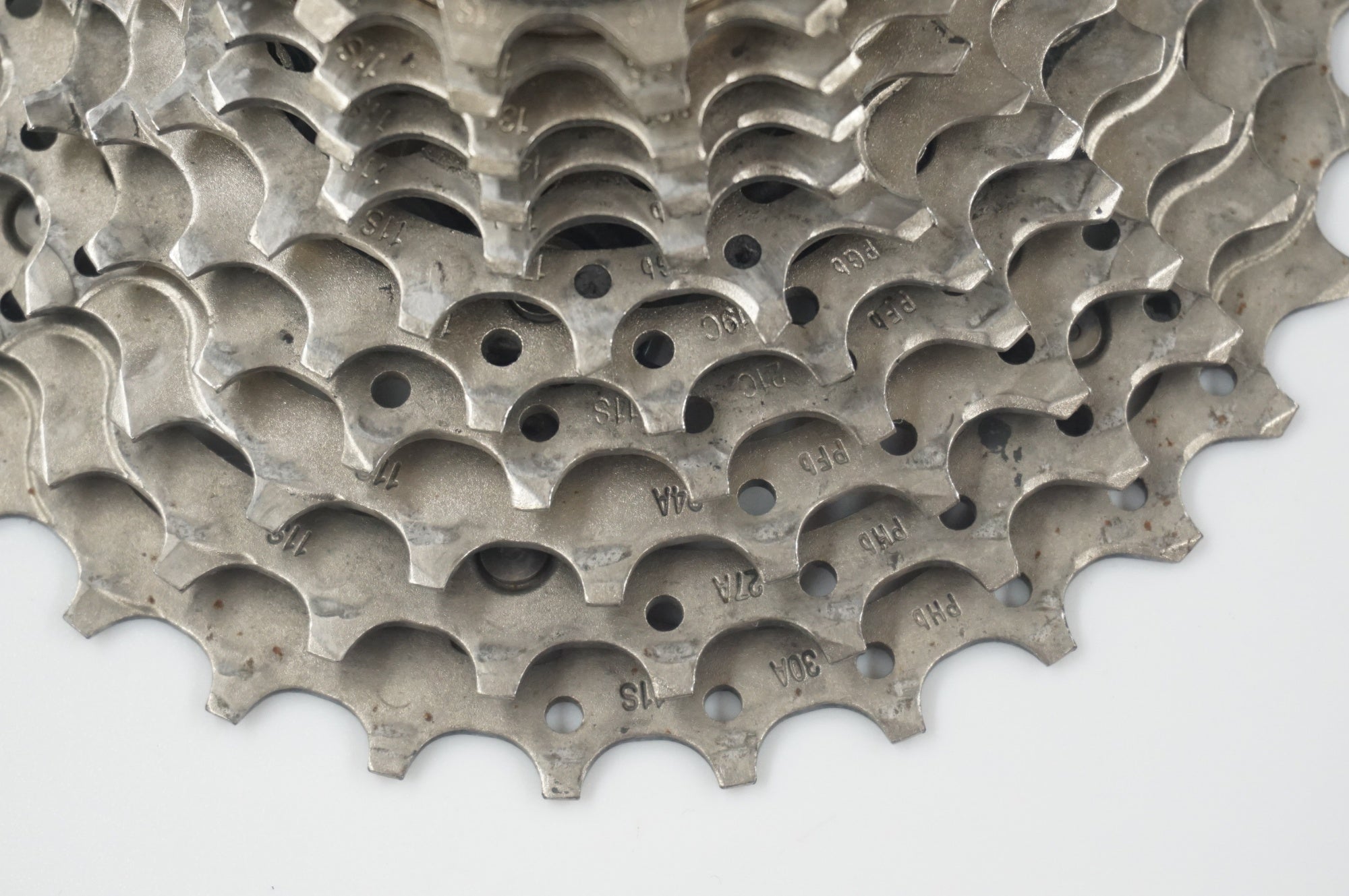 SHIMANO 「シマノ」 ULTEGRA CS-R8000 11-30T スプロケット / 福岡店