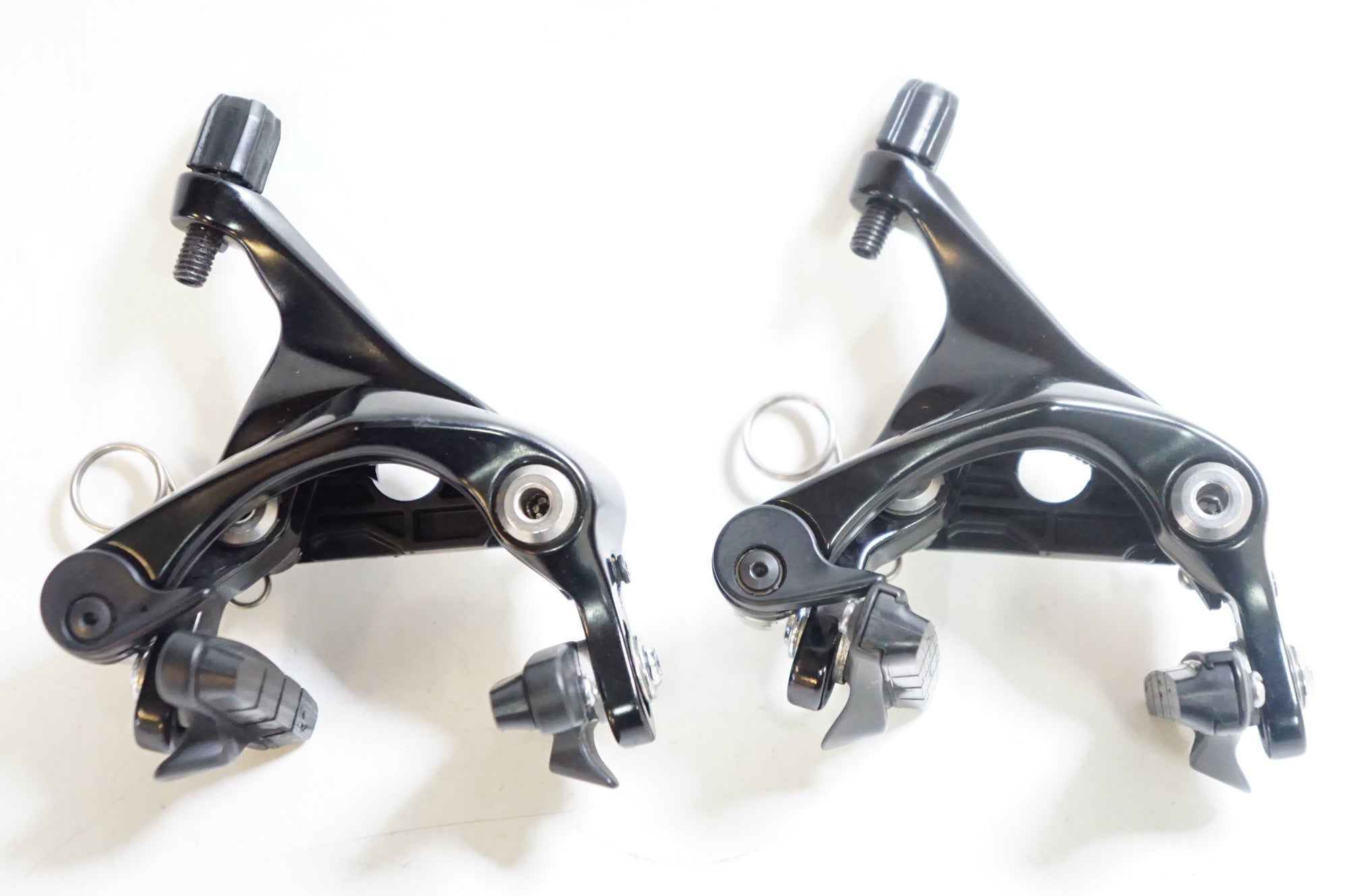 SHIMANO 「シマノ」 105 BR-R7010-F/RS ダイレクトマウント キャリパーブレーキセット / 熊谷本店