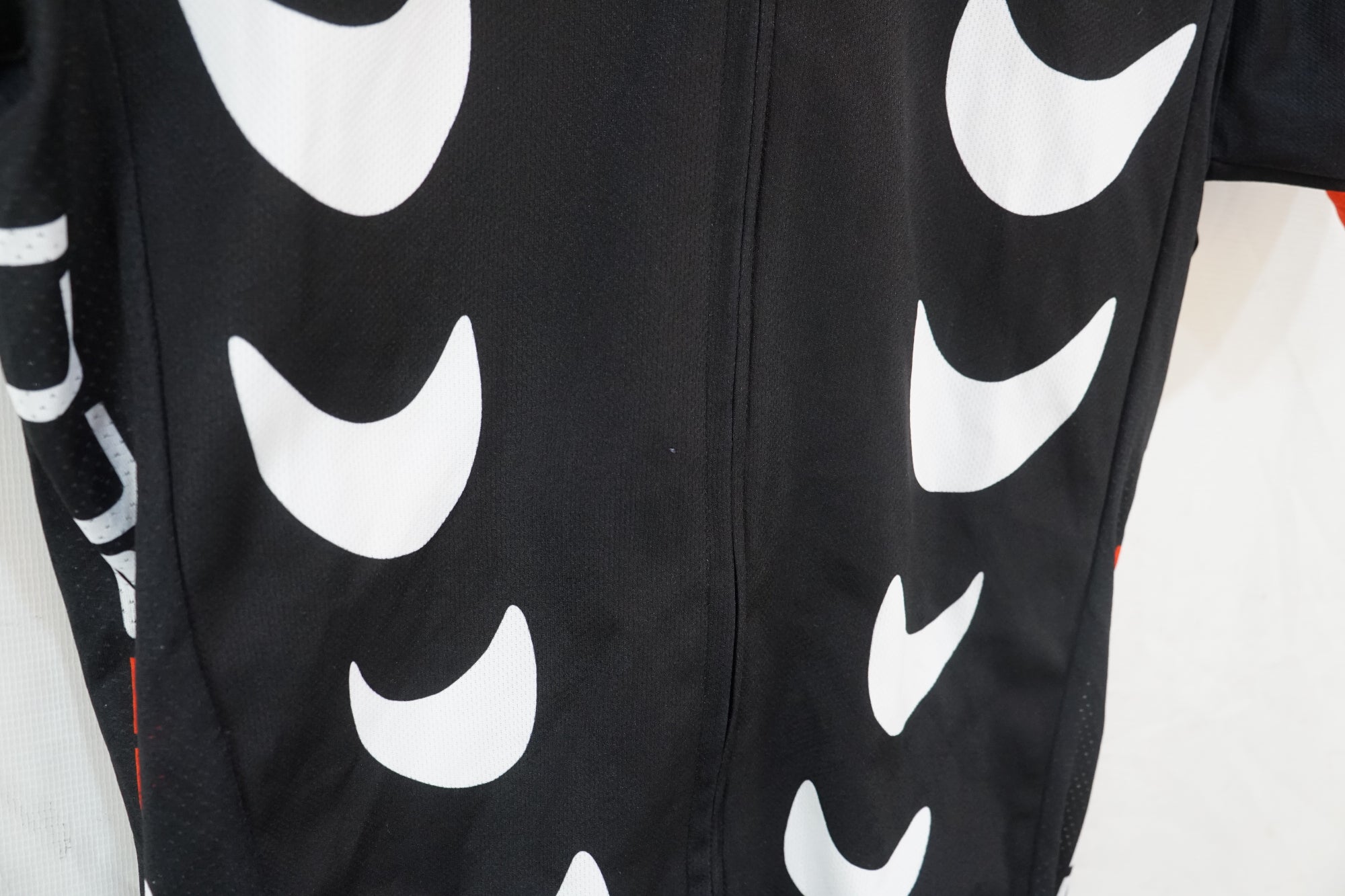 CASTELLI 「カステリ」 Sサイズ ジャージ / バイチャリ浦和ベース