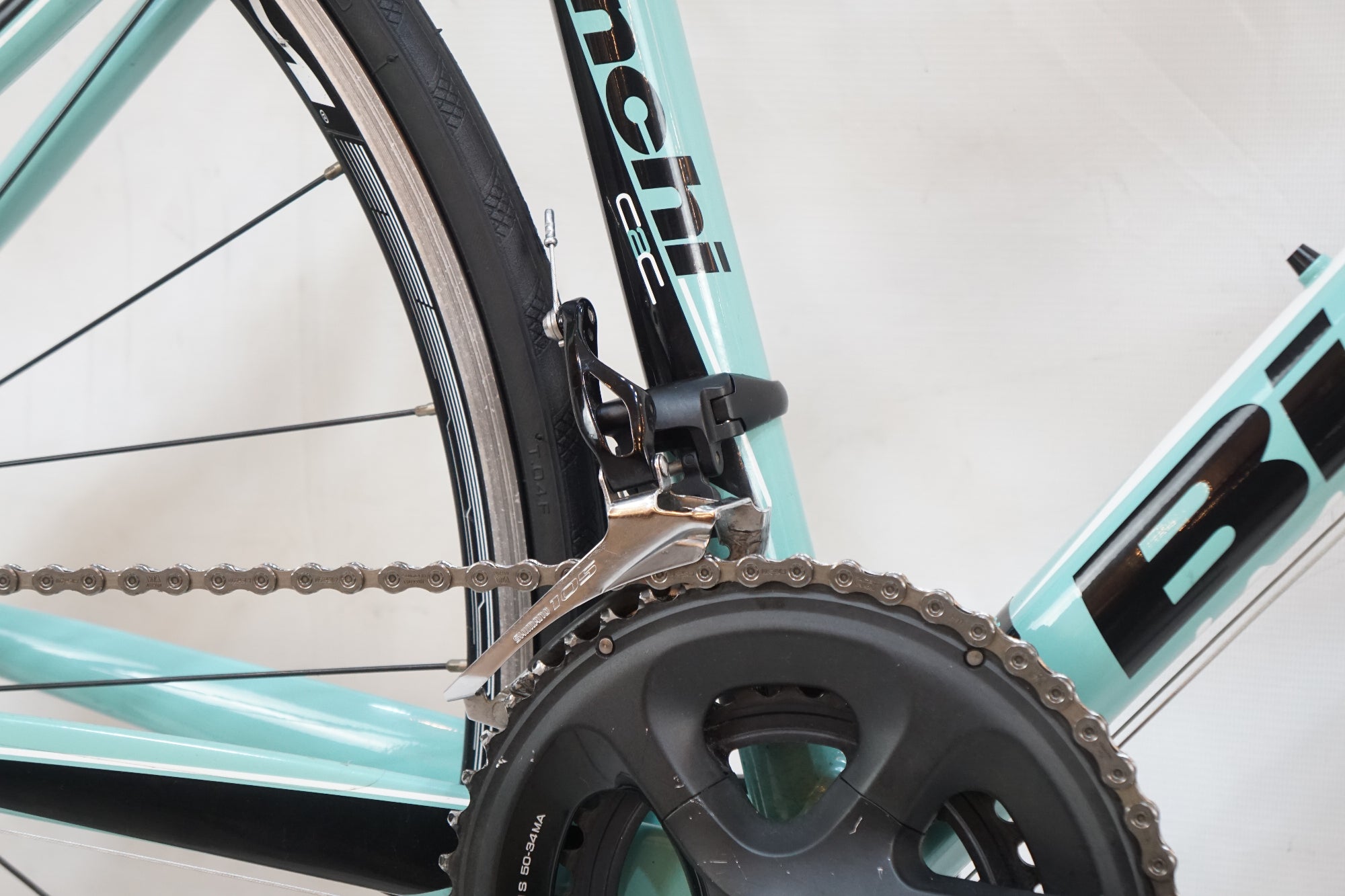 BIANCHI 「ビアンキ」 IMPULSO 105 2015年モデル ロードバイク / バイチャリ浦和ベース