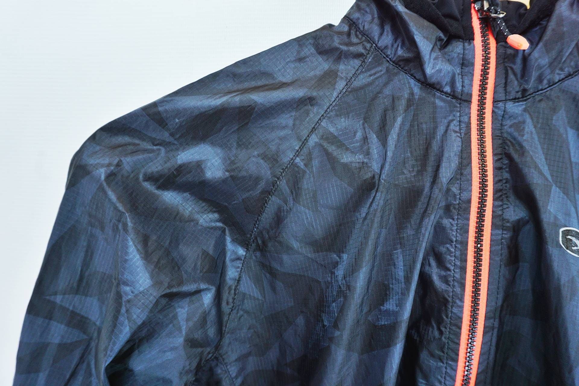 SUGOI 「スゴイ」 XSサイズ ウィンドブレーカー / 有明ガーデン店