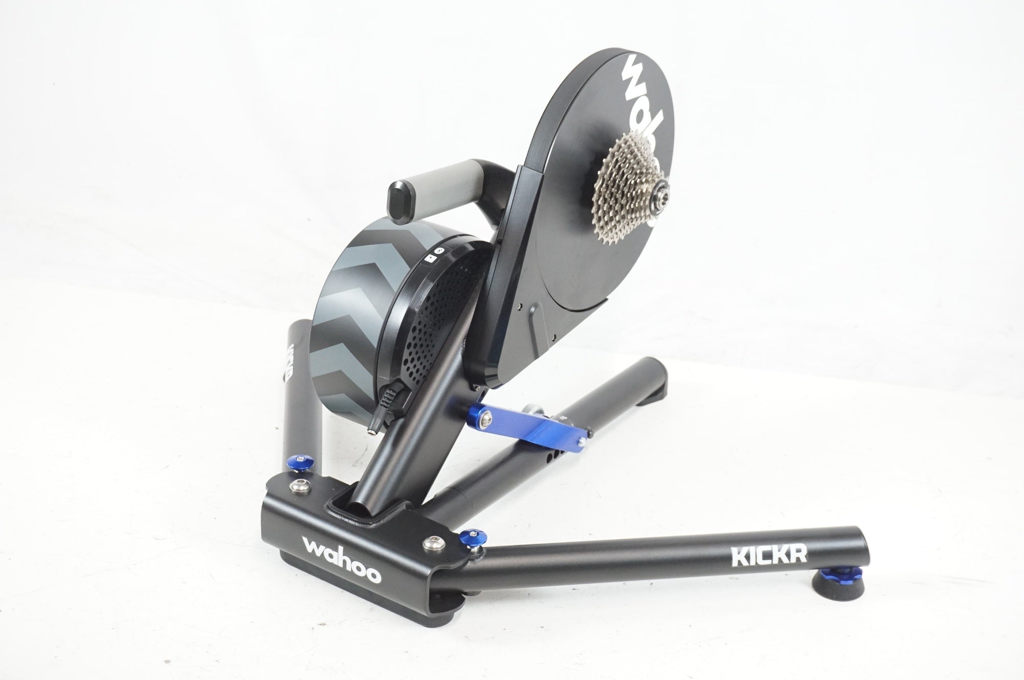 WAHOO 「ワフー」 KICKR V4 WF113 スマートトレーナー / 宇都宮店