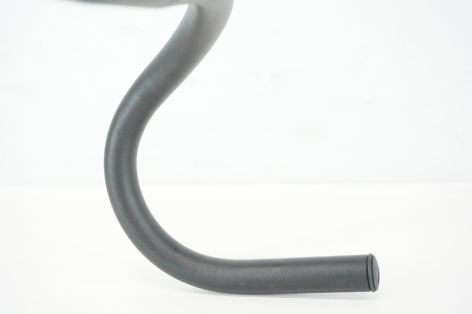 FELT 「フェルト」 TKR Φ31.8 405mm ハンドル / 阪急塚口店