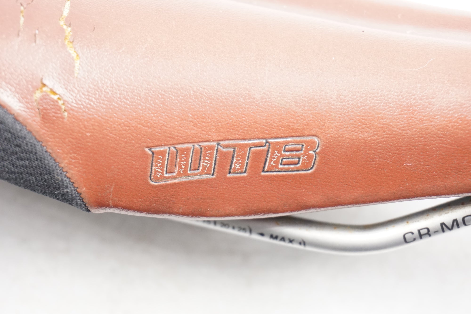 WTB 「ダブルティービー」 SILVERADO THINLINE サドル / 奈良店