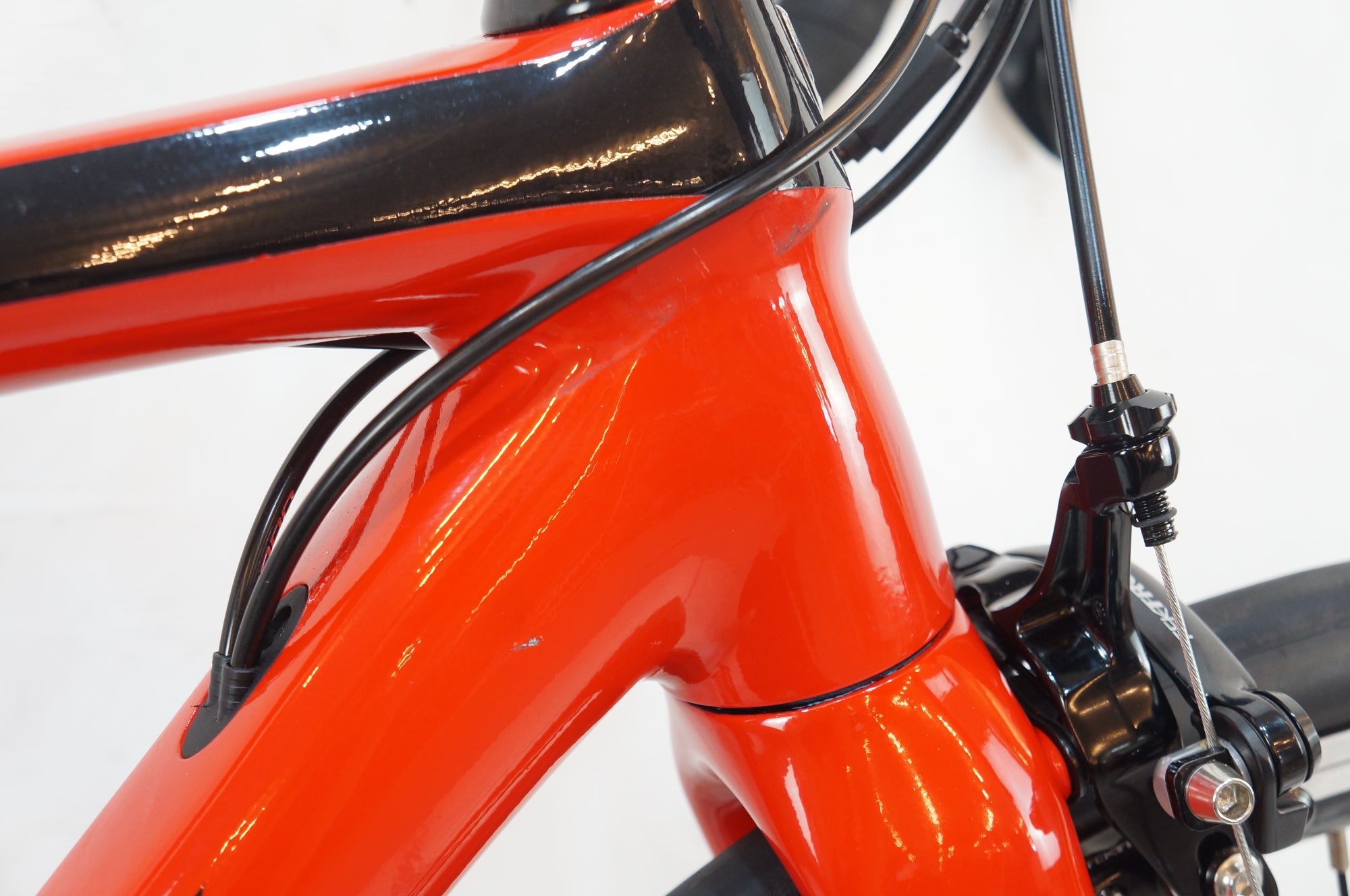 TREK 「トレック」 EMONDA ALR4 2019年モデル ロードバイク / バイチャリ浦和ベース