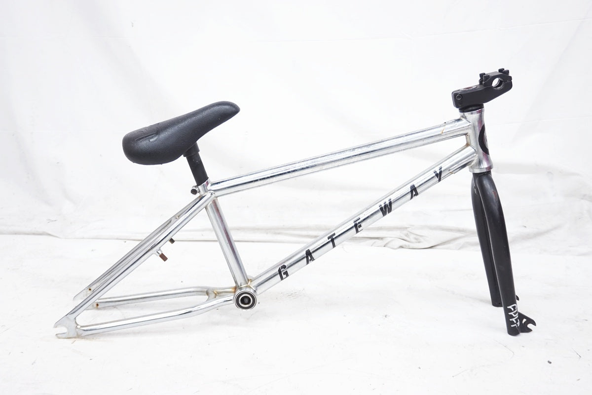 CULT 「カルト」 GATEWAY 年式不明 フレームセット / 大阪美原北