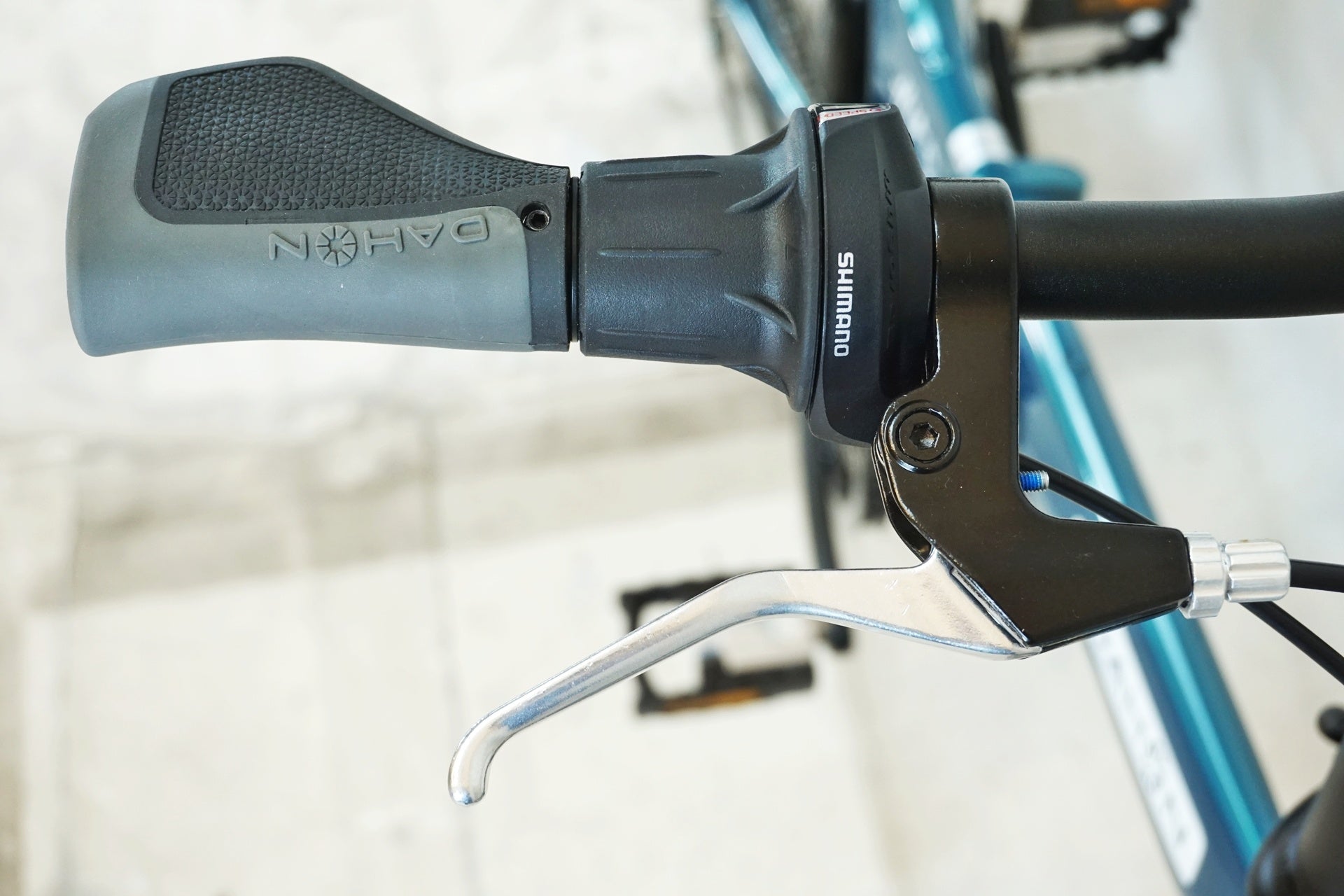 DAHON 「ダホン」 HIT 2024年モデル 20インチ 折りたたみ自転車 / 有明ガーデン店