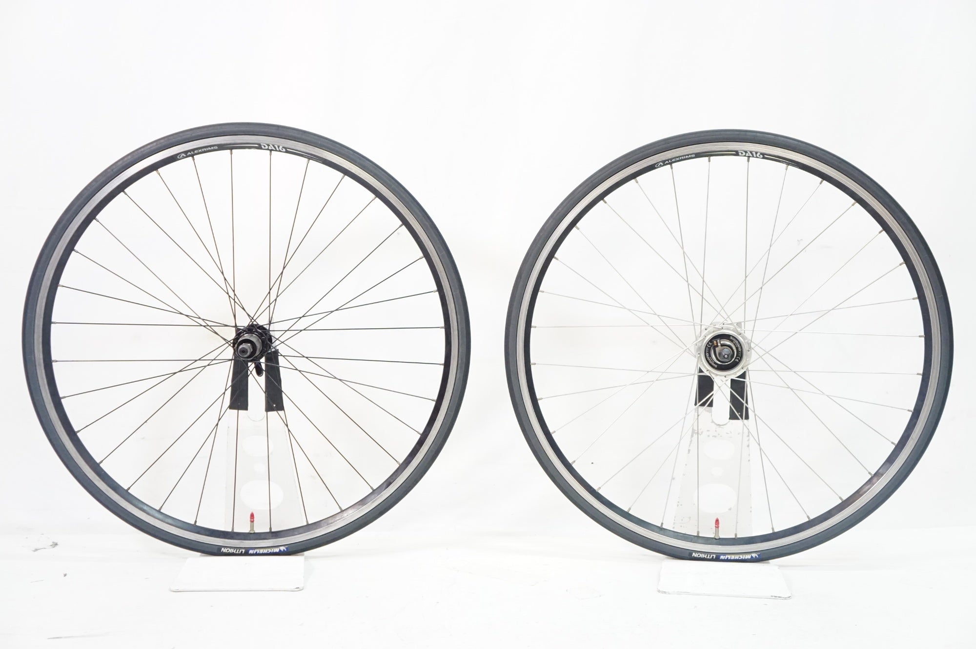 ALEXRIMS 「アレックスリム」 DA16 DH-3N70 6V-3W ホイール