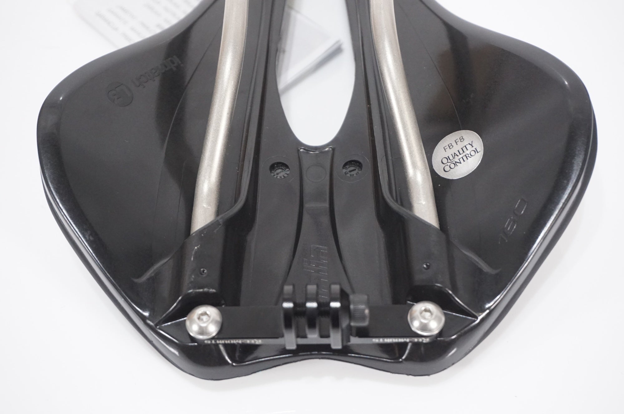 SELLE ITALIA 「セライタリア」 MAX NOVUS BOOST EVO Ti316 SUPERFLOW サドル / AKIBA店