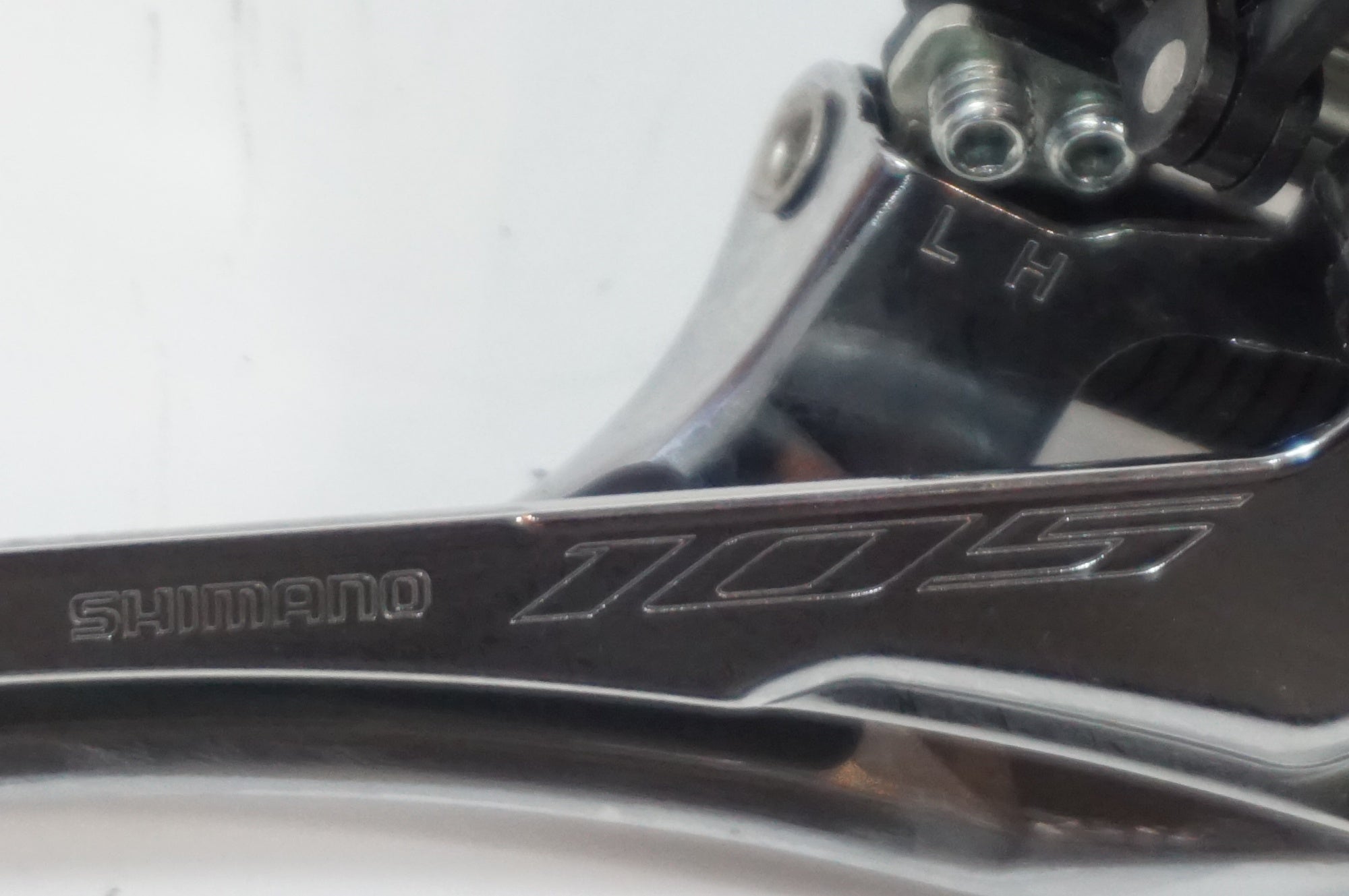 SHIMANO 「シマノ」 105 FD-R7100 Φ28.6 フロントディレイラー / 世田谷店