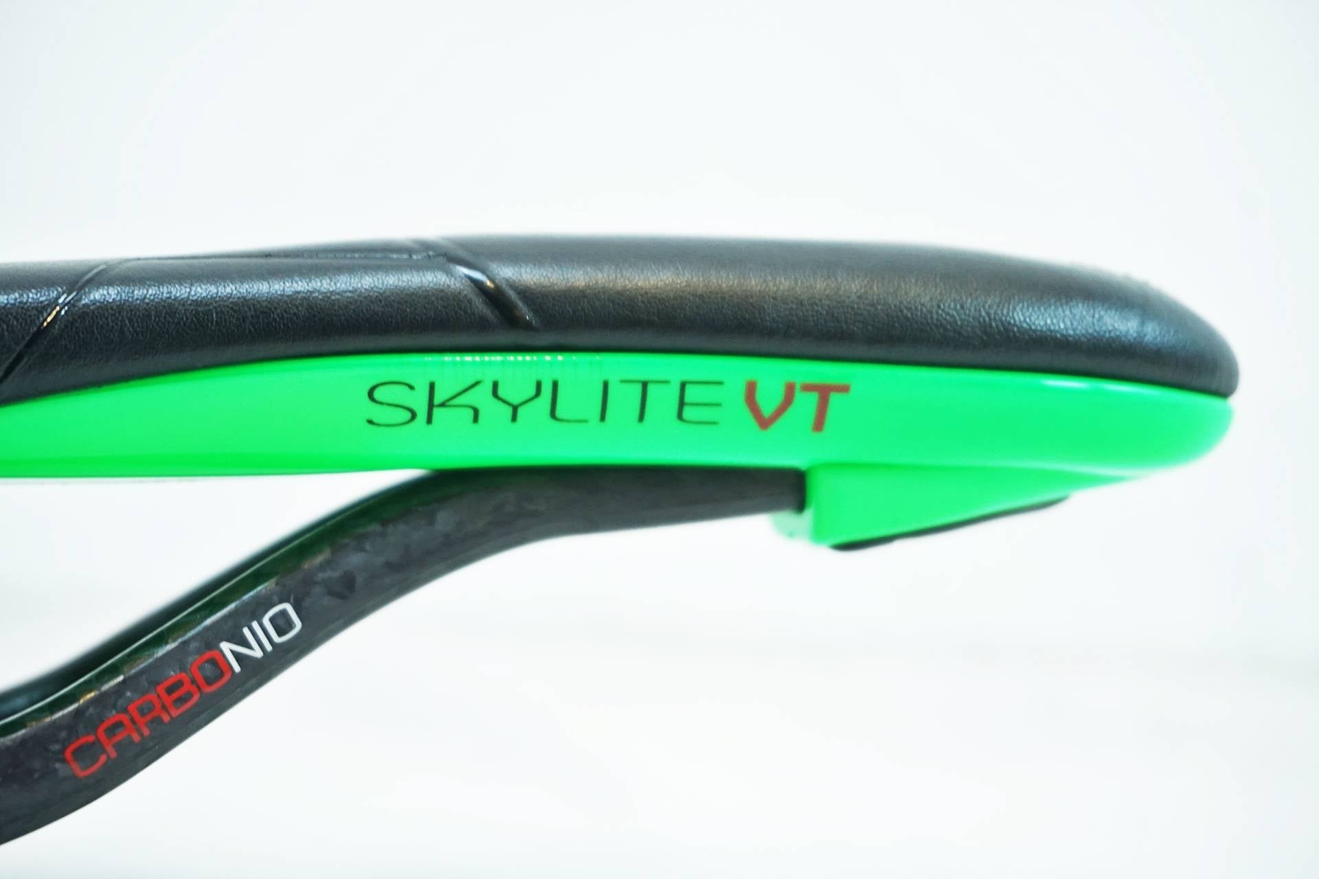 ASTUTE  「アスチュート」 SKYLITE VT カーボンレールサドル / 有明ガーデン店