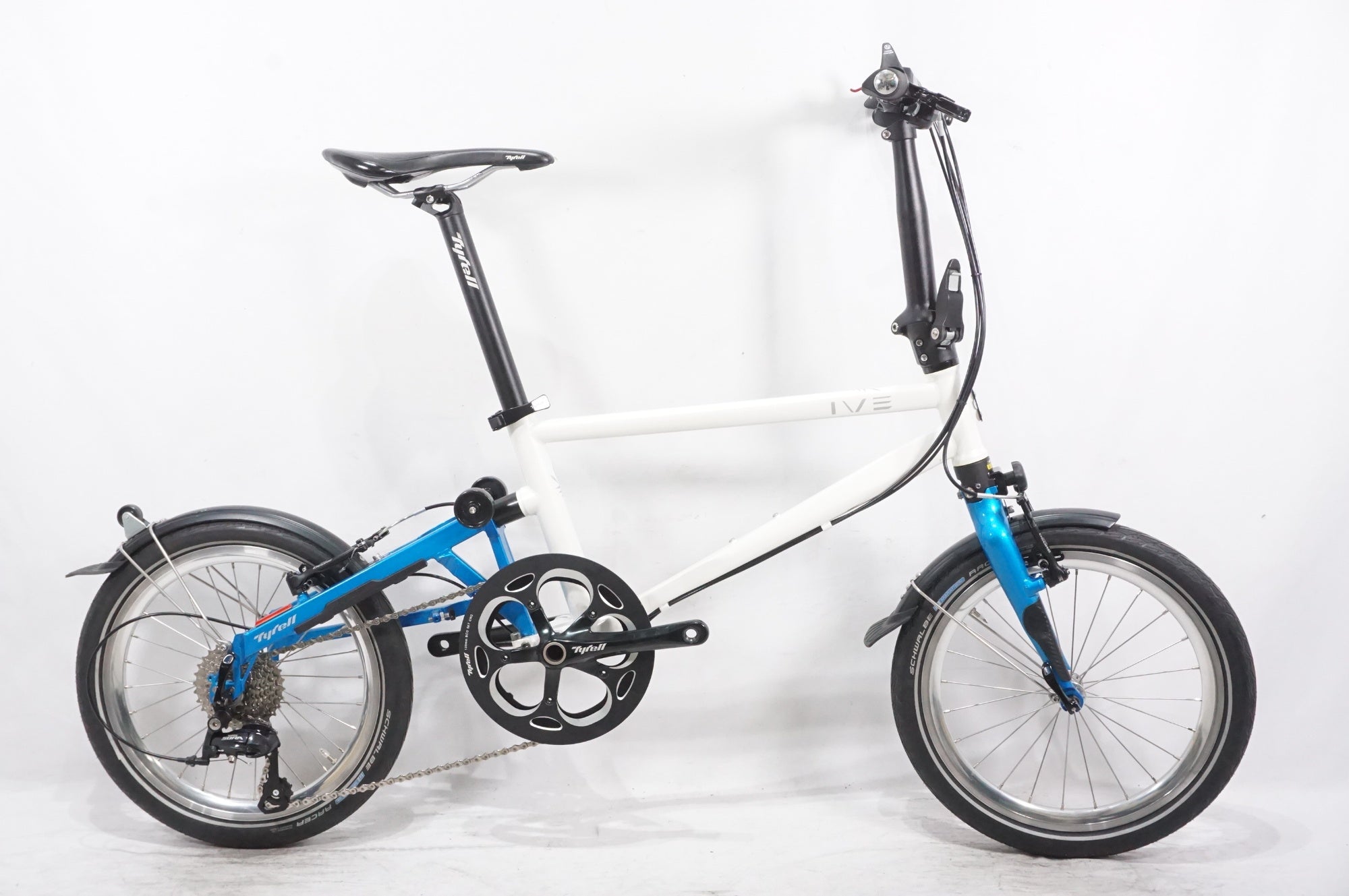 ☆引き取り限定☆世田谷区西部です。18インチ自転車　デューリー　青黒　美品 ☆引き取り限定☆世田谷区西部です。18インチ自転車 デューリー 青黒