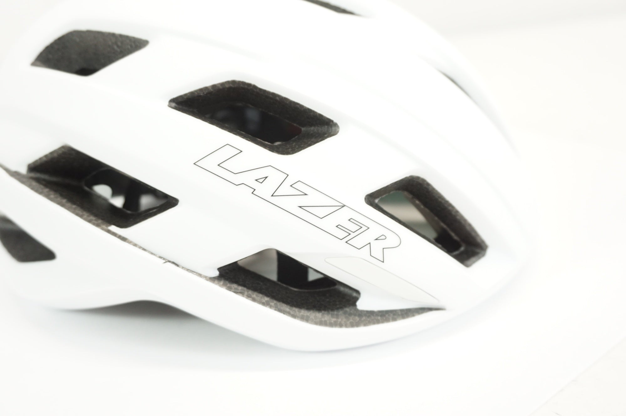 LAZER 「レーザー」 STRADA KINETICORE サイズM ヘルメット / 宇都宮店