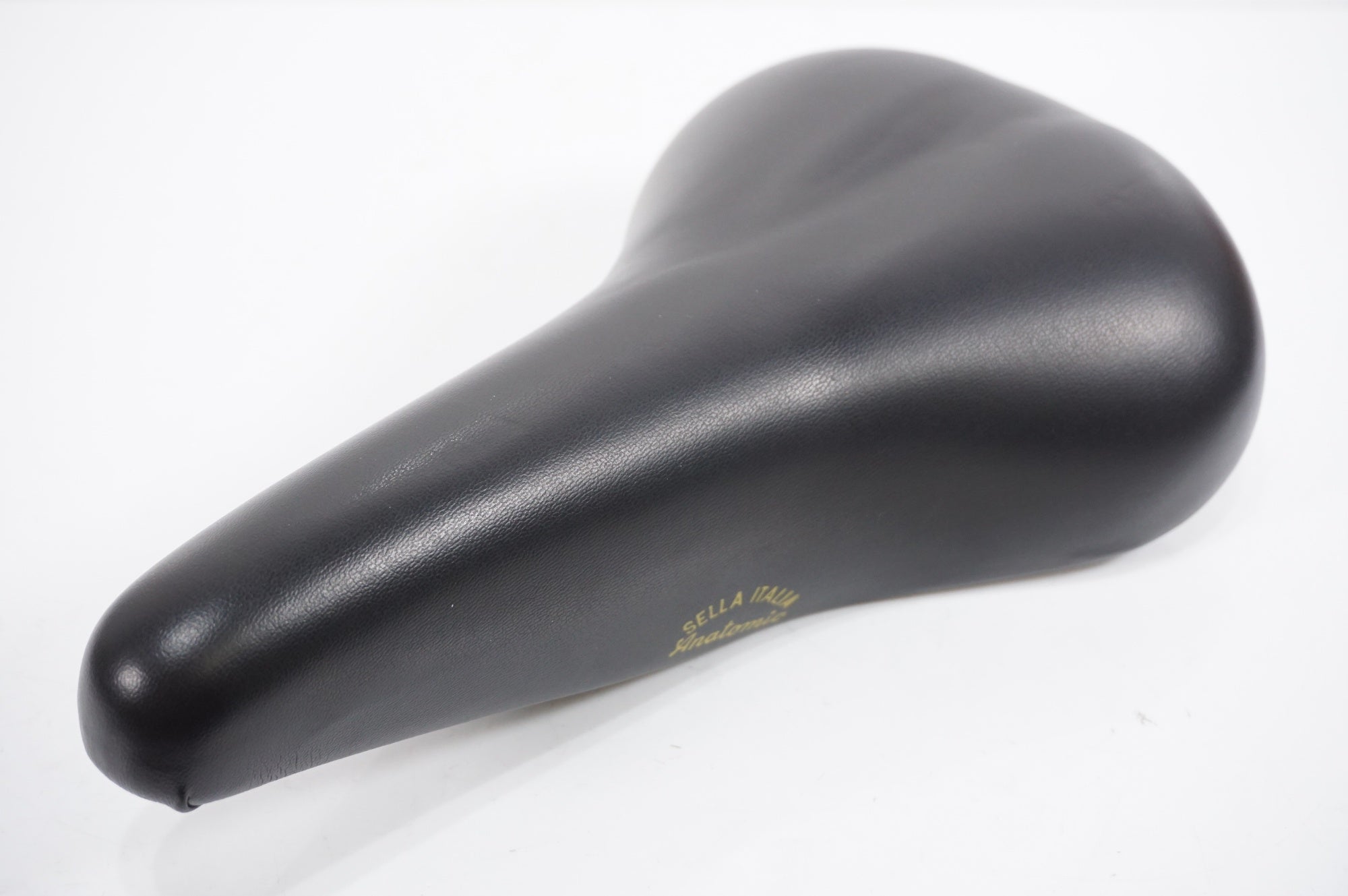SELLE ITALIA 「セライタリア」 ANATOMIC サドル / AKIBA店