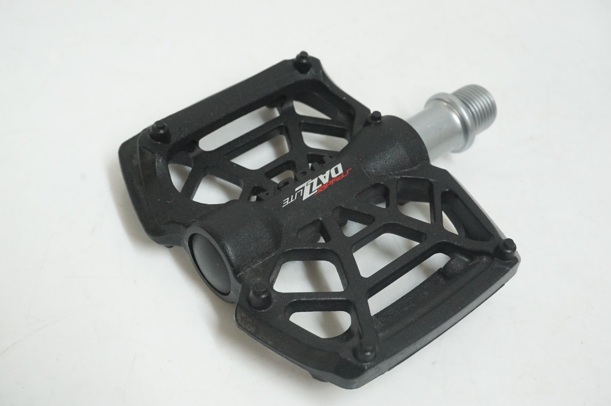 TIOGA 「タイオガ」 DAZZ LITE ペダル / 大宮店