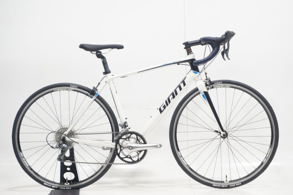 GIANT DEFY4 2015年モデル　ジャイアント　ロードバイク GIANT 「ジャイアント」 DEFY 4 2015年モデル ロードバイク