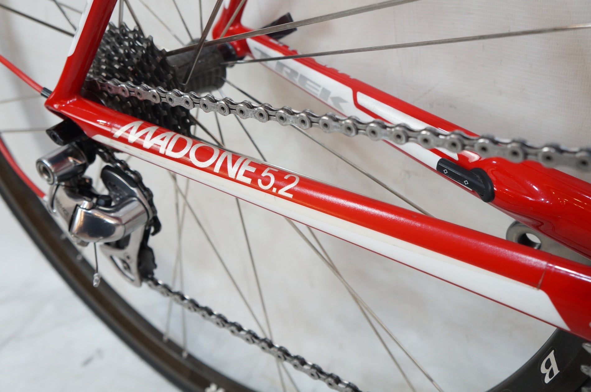 TREK 「トレック」 MADONE 5.2 2012年モデル ロードバイク / バイチャリ浦和ベース