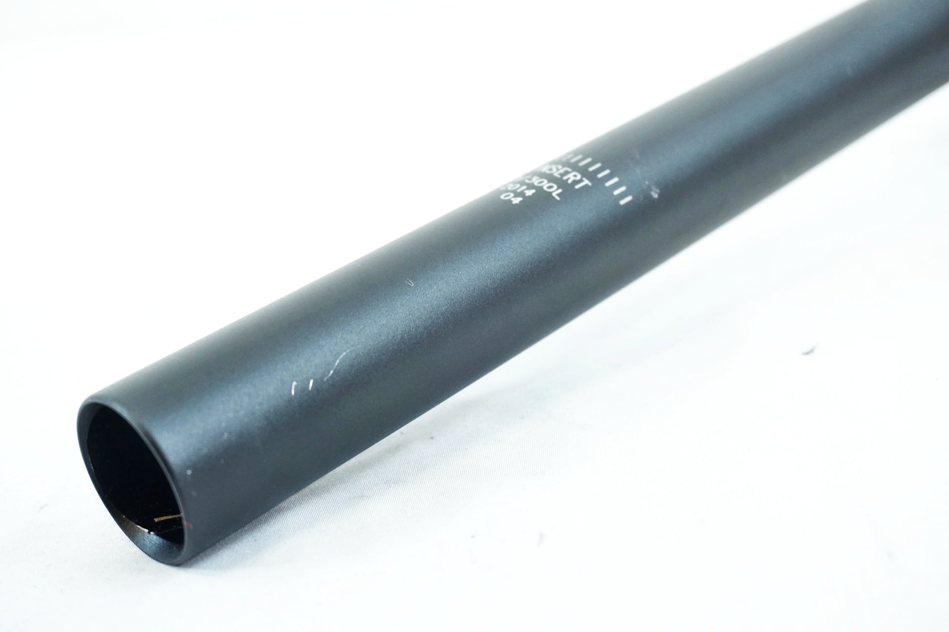 VENO 「ヴェノ」 Φ27.2mm 300mm シートポスト / 有明ガーデン店