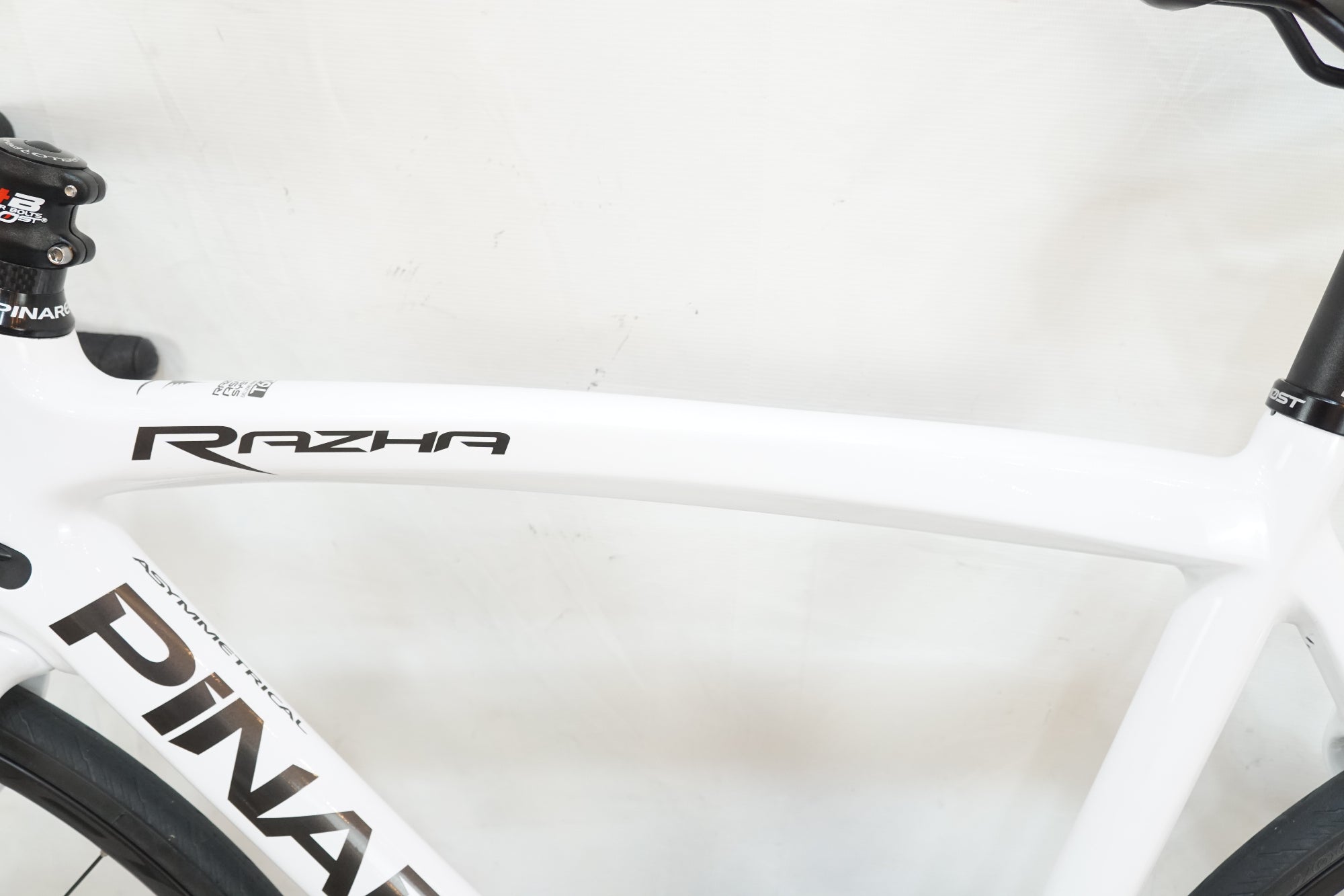 PINARELLO 「ピナレロ」 RAZHA DISK 2024年モデル ロードバイク / バイチャリ浦和ベース