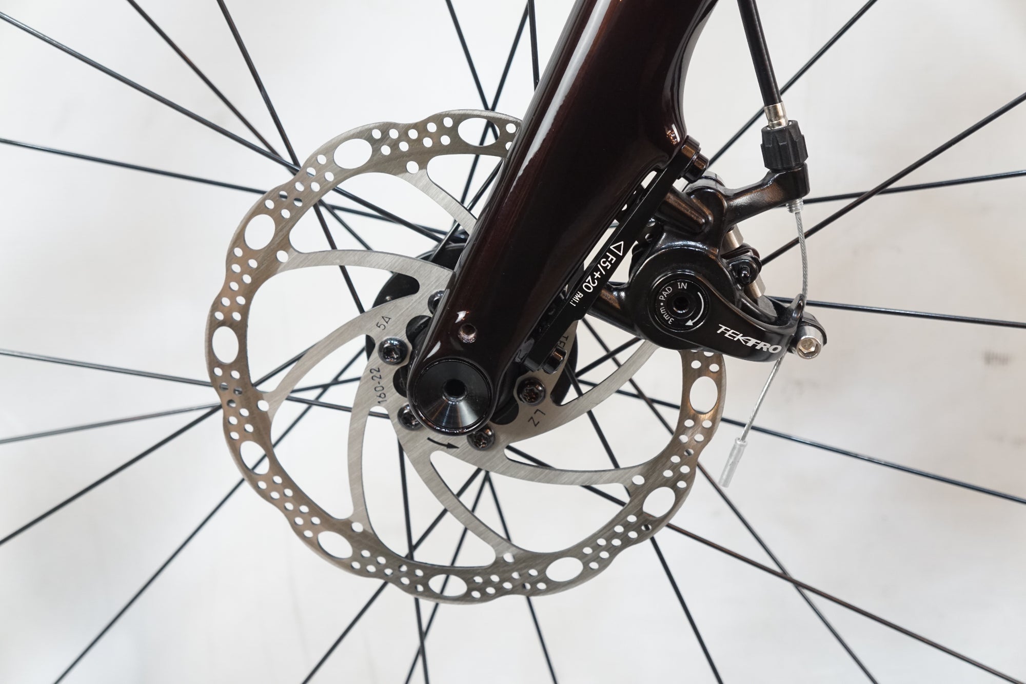 TREK 「トレック」 DOMANE AL 2 GEN 4 2025年モデル ロードバイク / バイチャリ浦和ベース