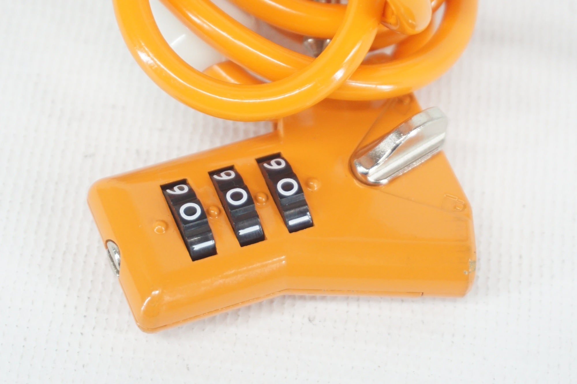 GIANT 「ジャイアント」 ケーブルロック / 阪急塚口店