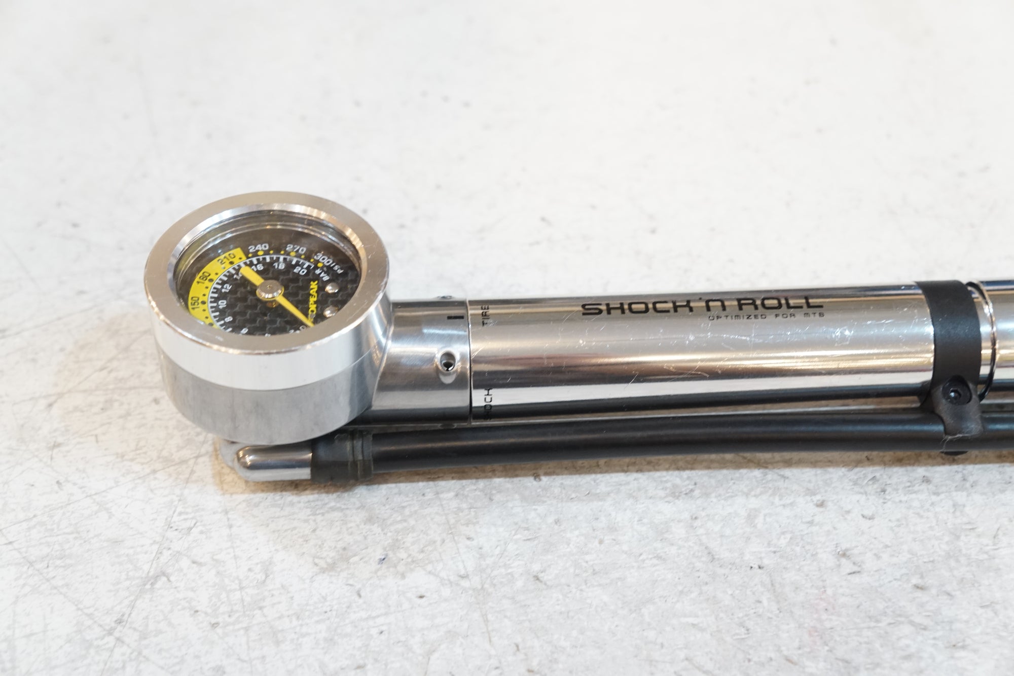 TOPEAK 「トピーク」 SHOCK ‘N ROLL 携帯ポンプ / バイチャリ浦和ベース