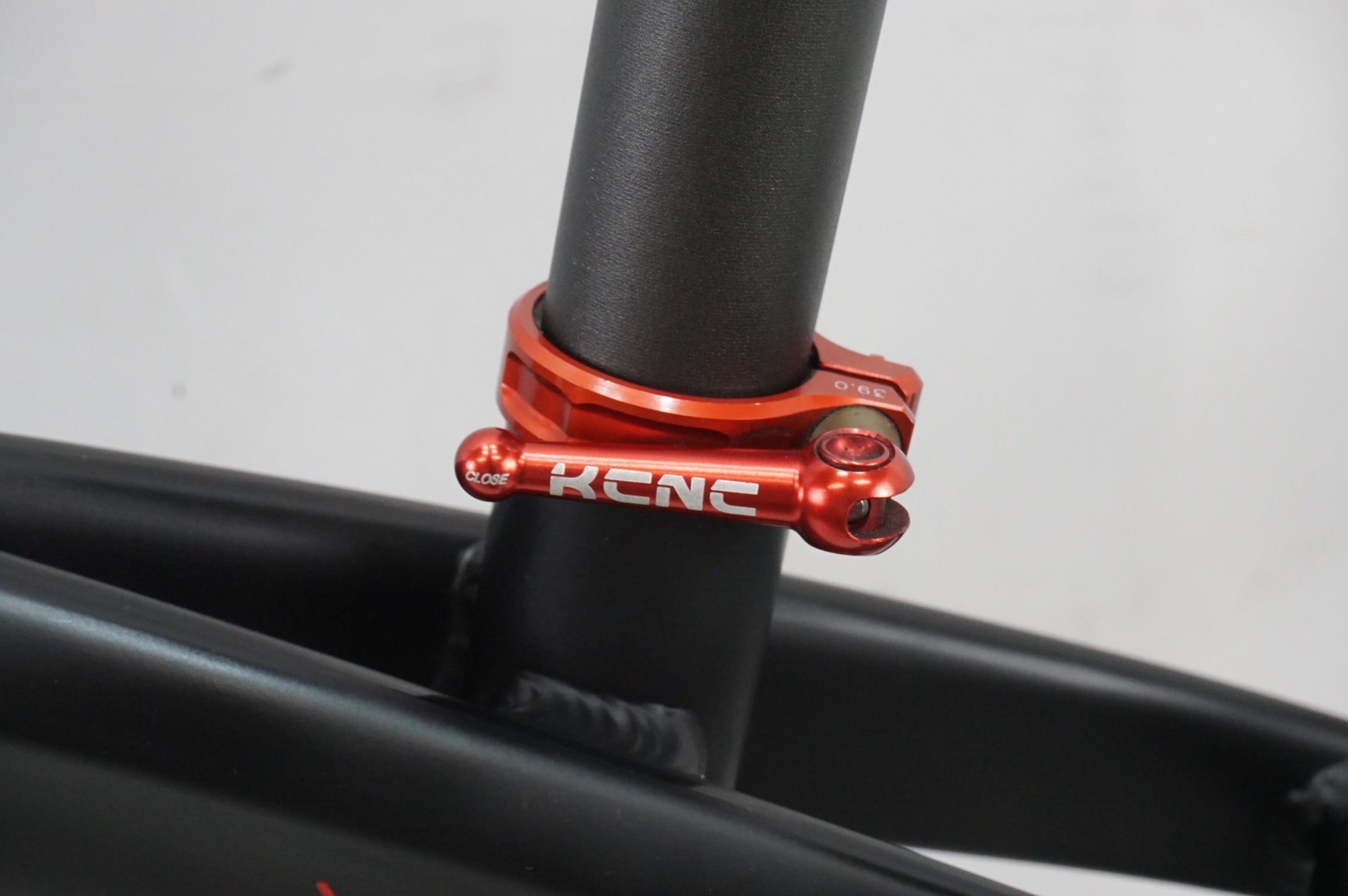 TERN 「ターン」 VERGE N8 2020年モデル カスタム 20インチ 折り畳み自転車 / 大宮店