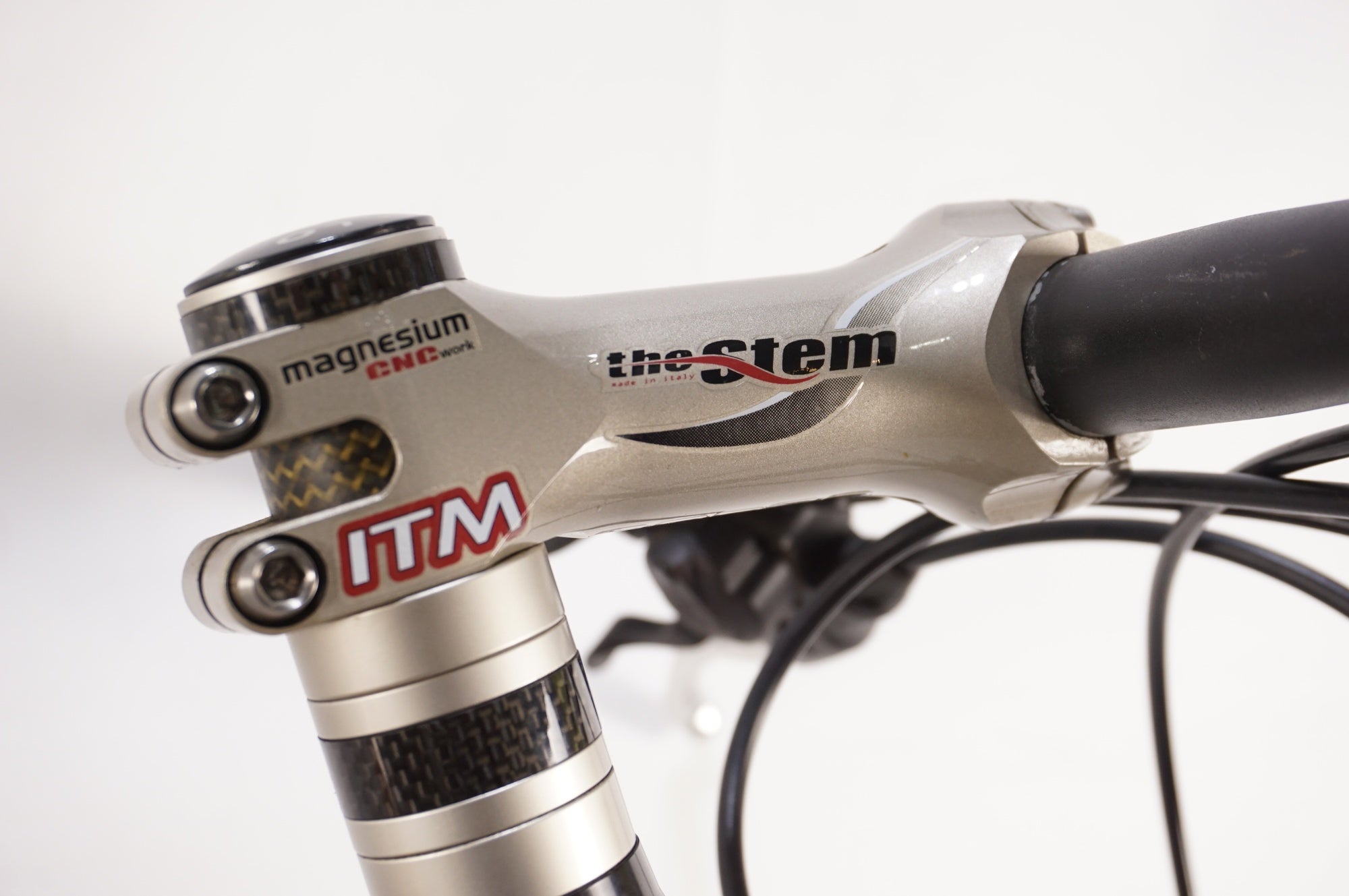PINARELLO 「ピナレロ」 DOGMA カスタム 2005年モデル フラットバーロード / 中目黒店