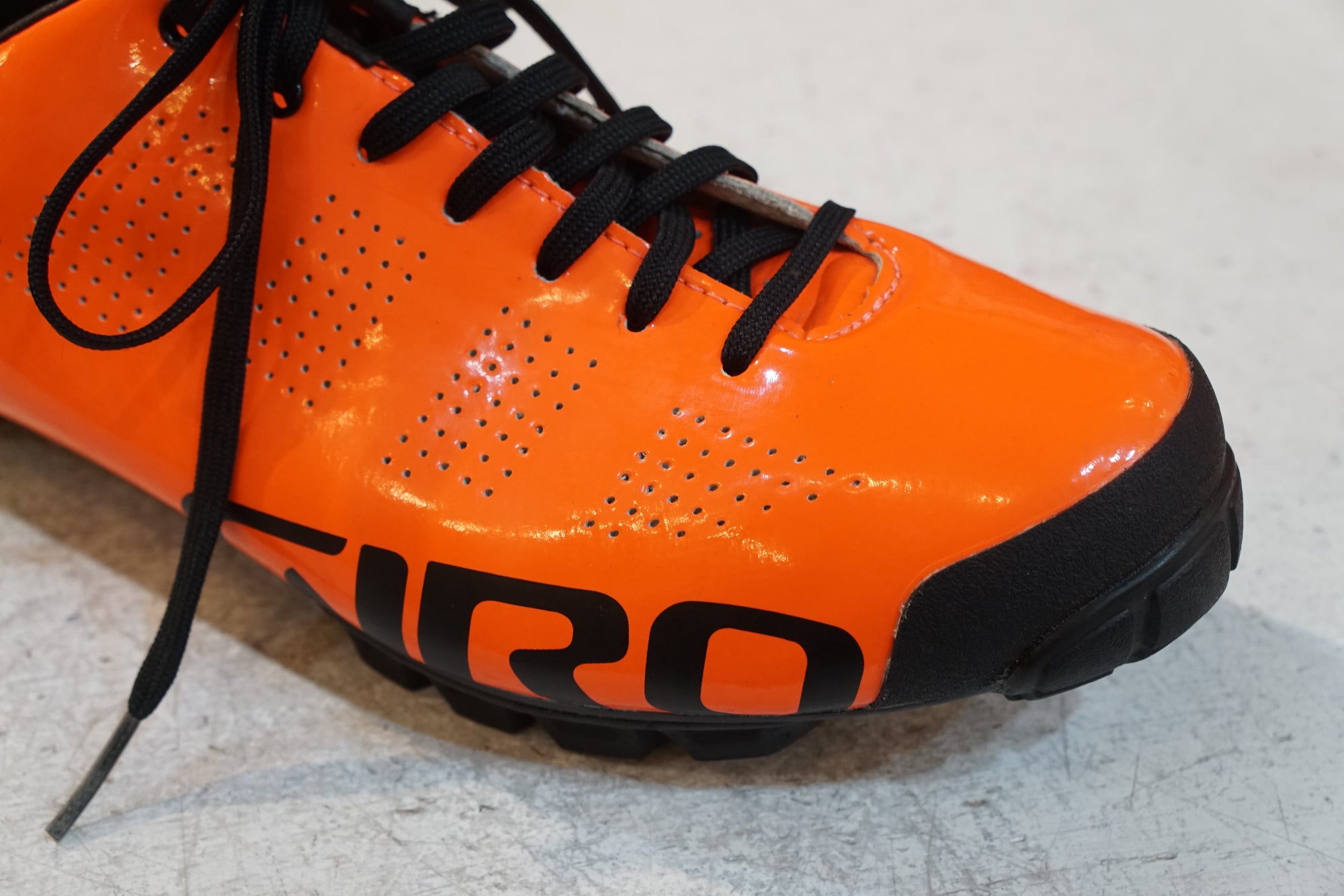 GIRO 「ジロ」 EMPIRE VR90 EU42 シューズ / バイチャリ浦和ベース